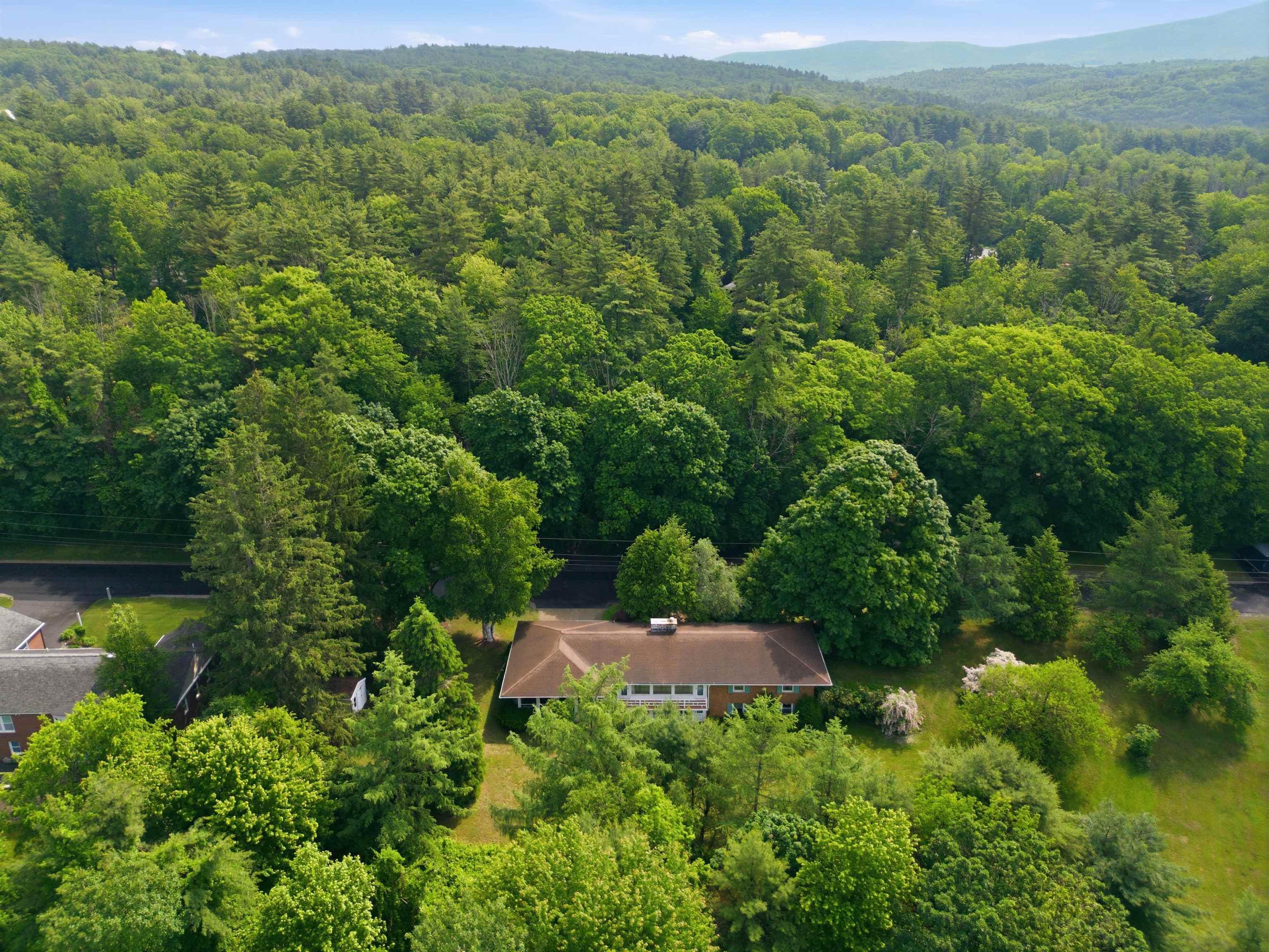 30 Skyline Dr, Gilford, NH 03249
