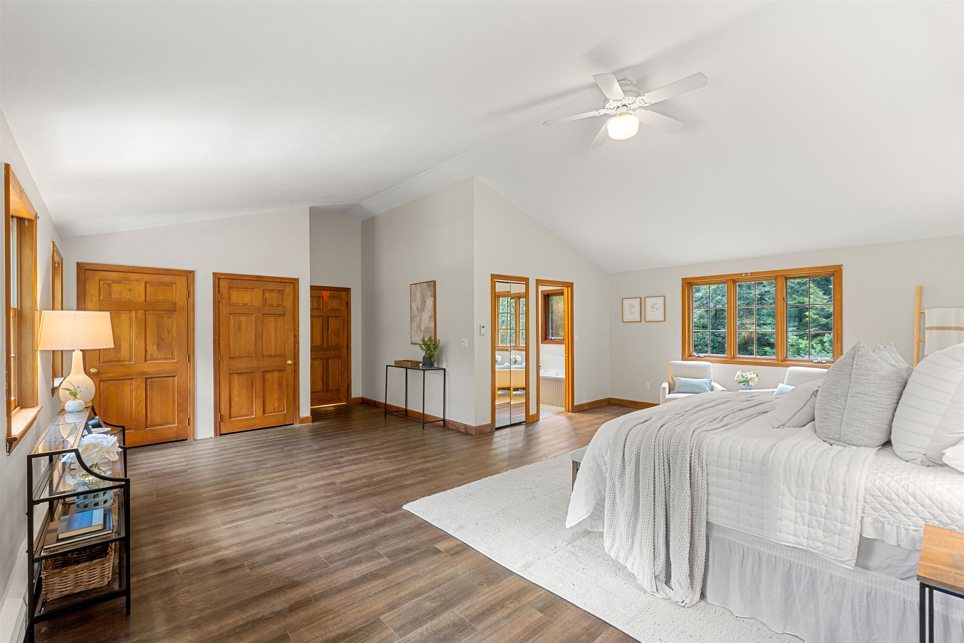 1 Danbury Cir, Amherst, NH 03031