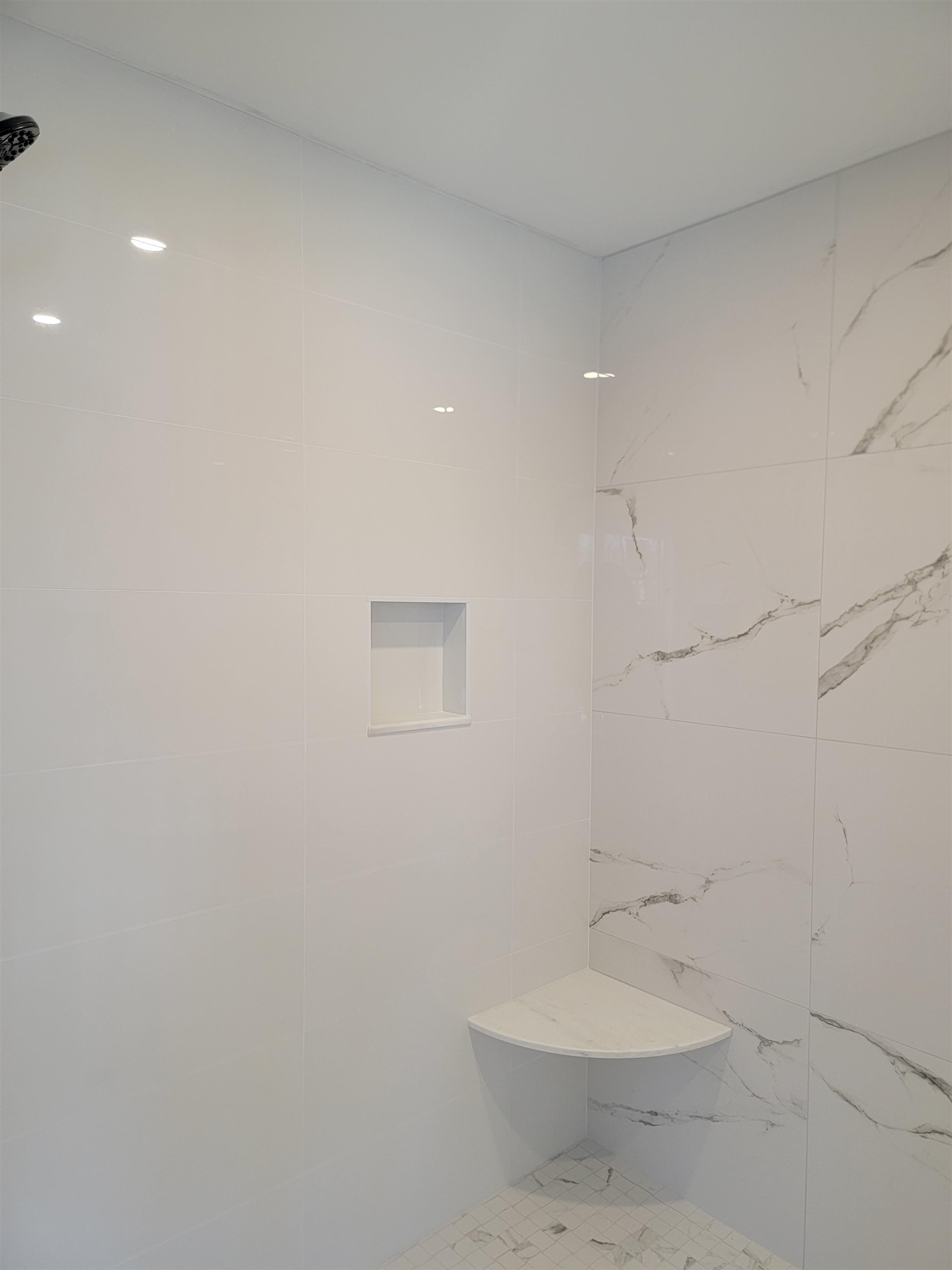 9 Zeland Dr, Dover, NH 03820