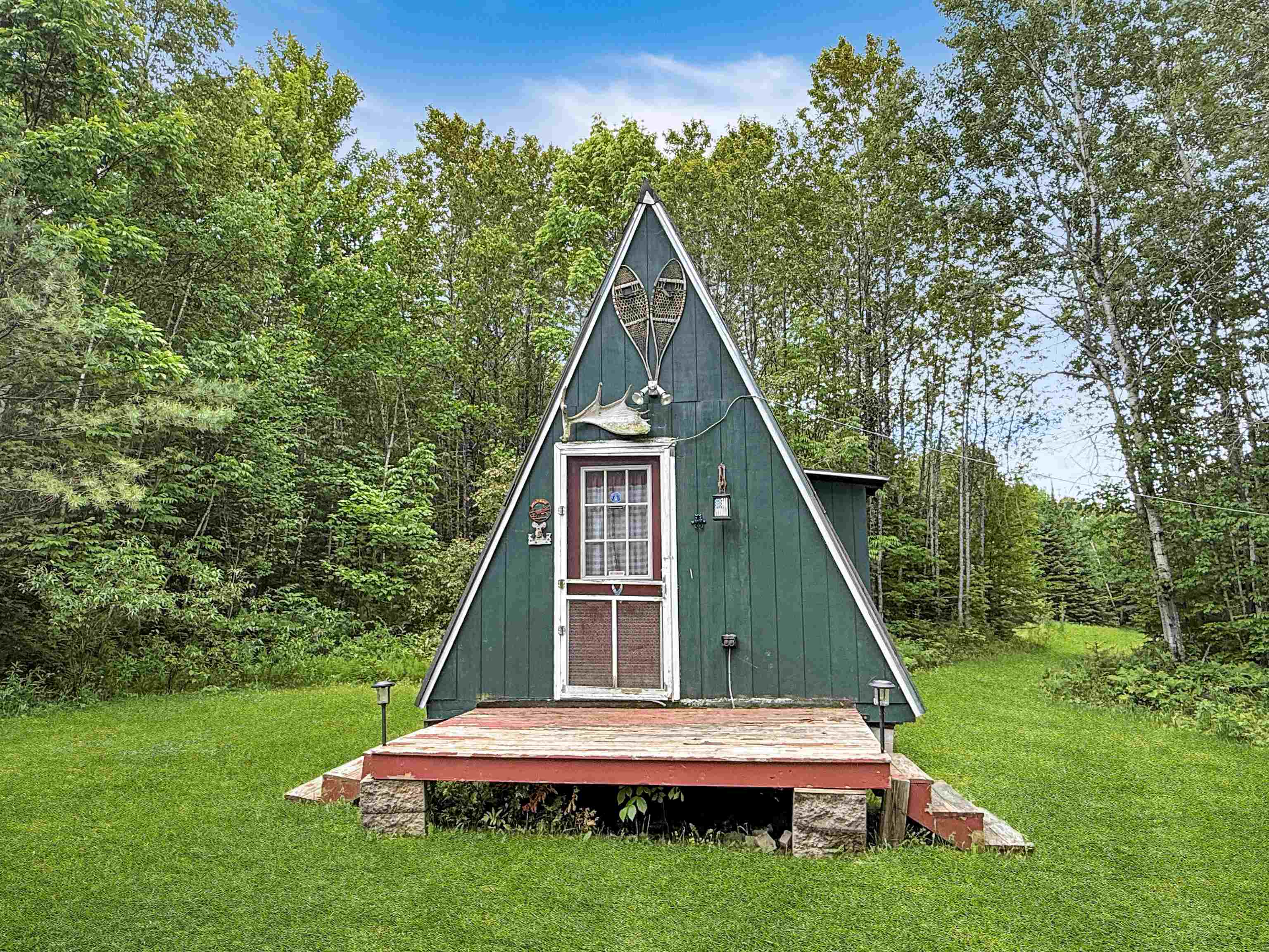 27 Placy Rd, Columbia, NH 03576