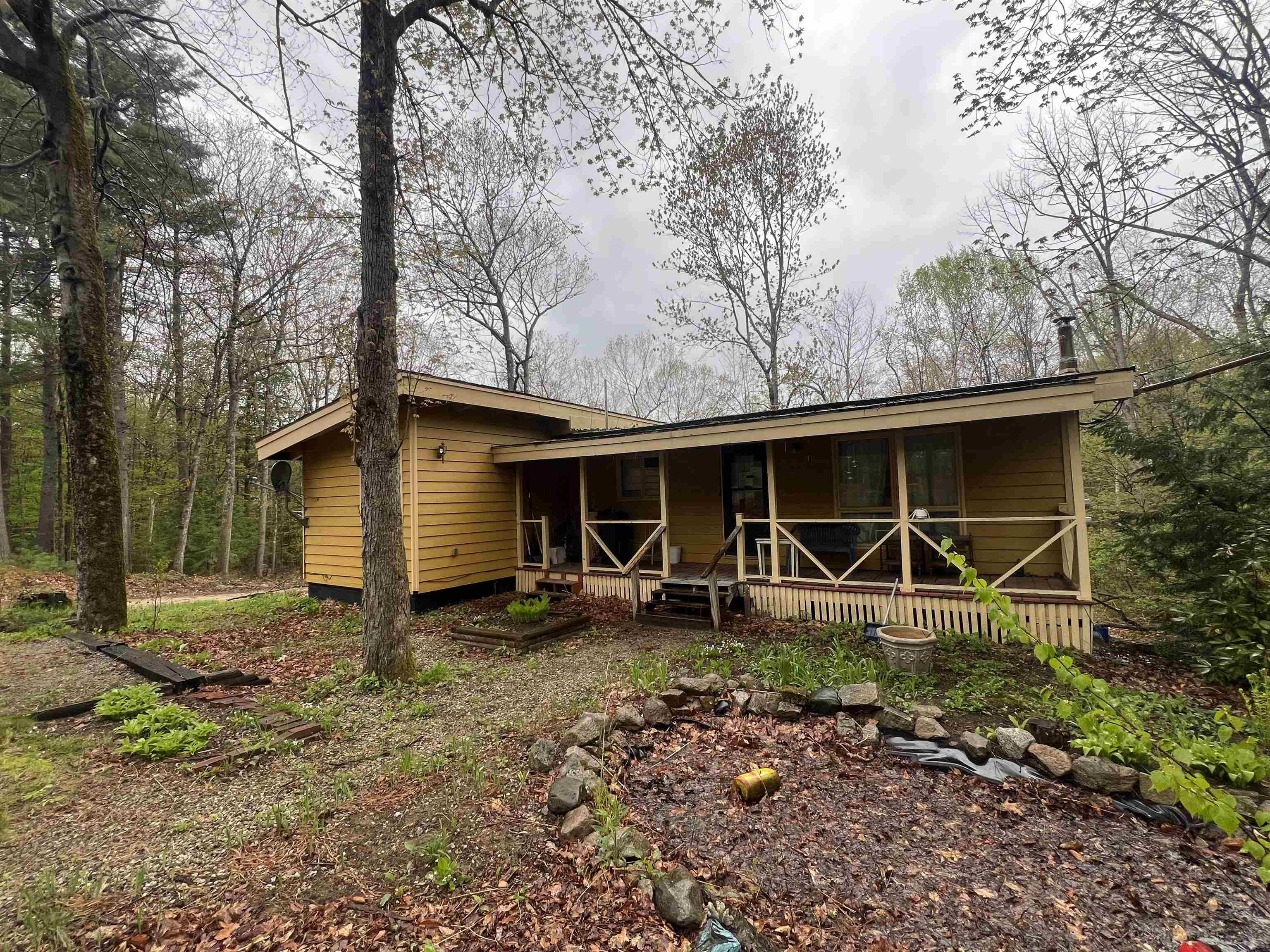 72 Mountain Dr, New Durham, NH 08355