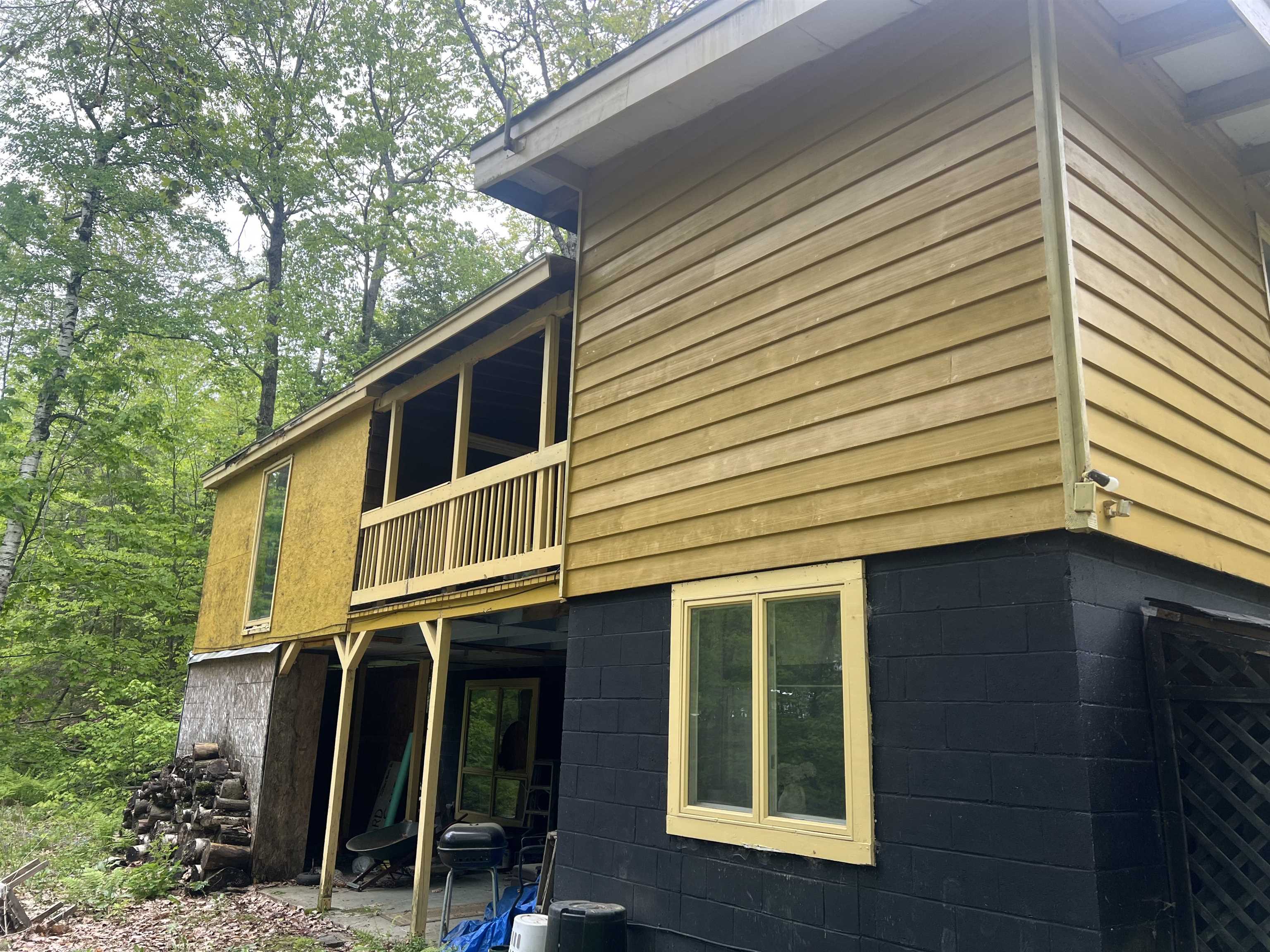 72 Mountain Dr, New Durham, NH 08355