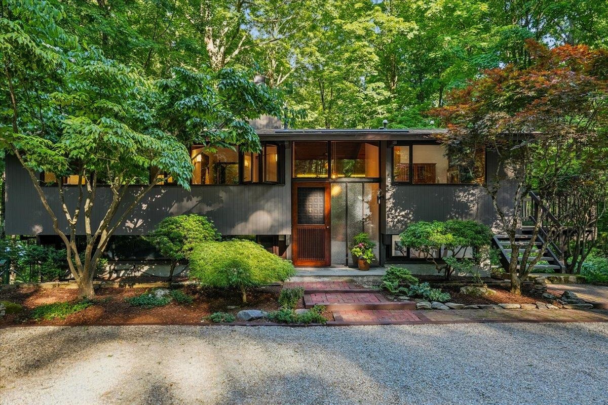 34 Van Dyke Rd, Hollis, NH 03049