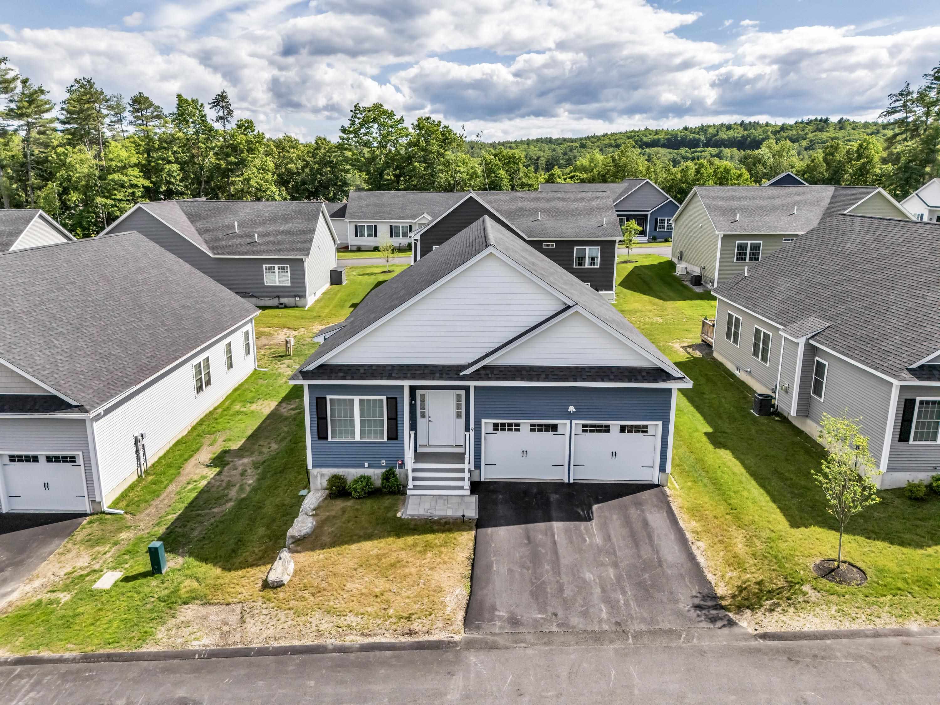 9 Venus Way #23, Pelham, NH 03076