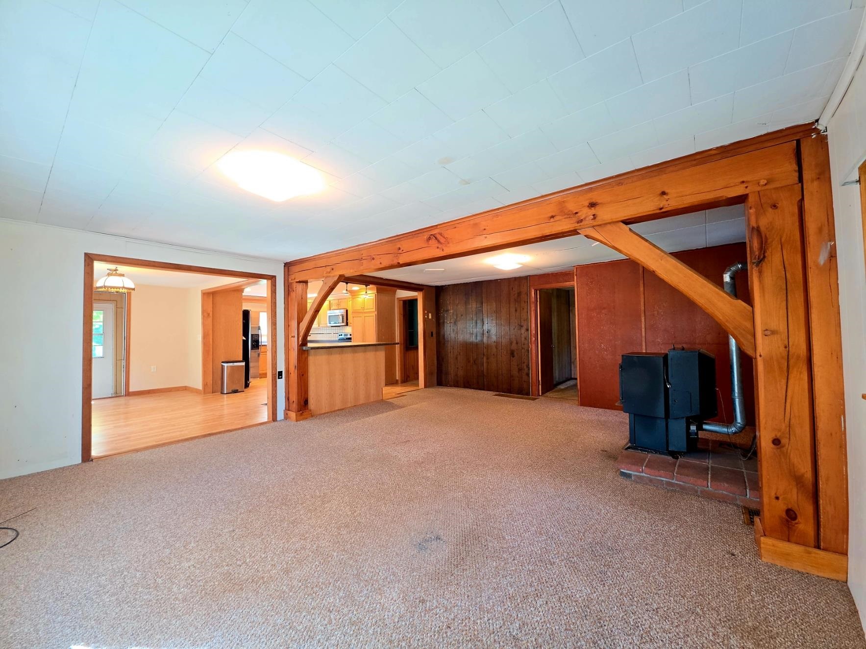 585 North Rd, Franklin, NH 03235