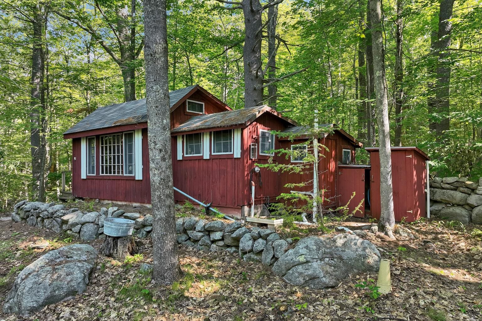 365 Middle Rd, Tuftonboro, NH 03816