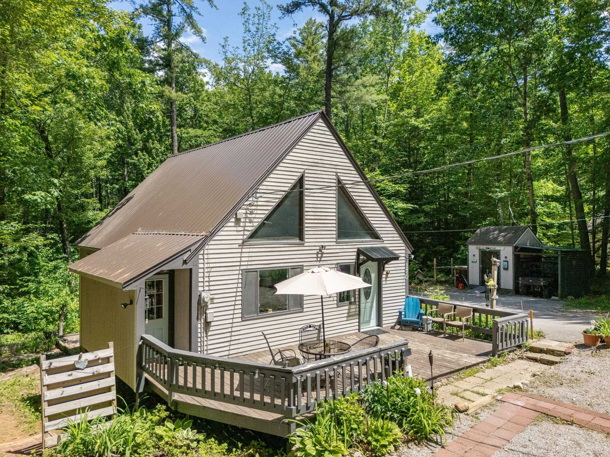 170 Mountain View Dr, Conway, NH 03818