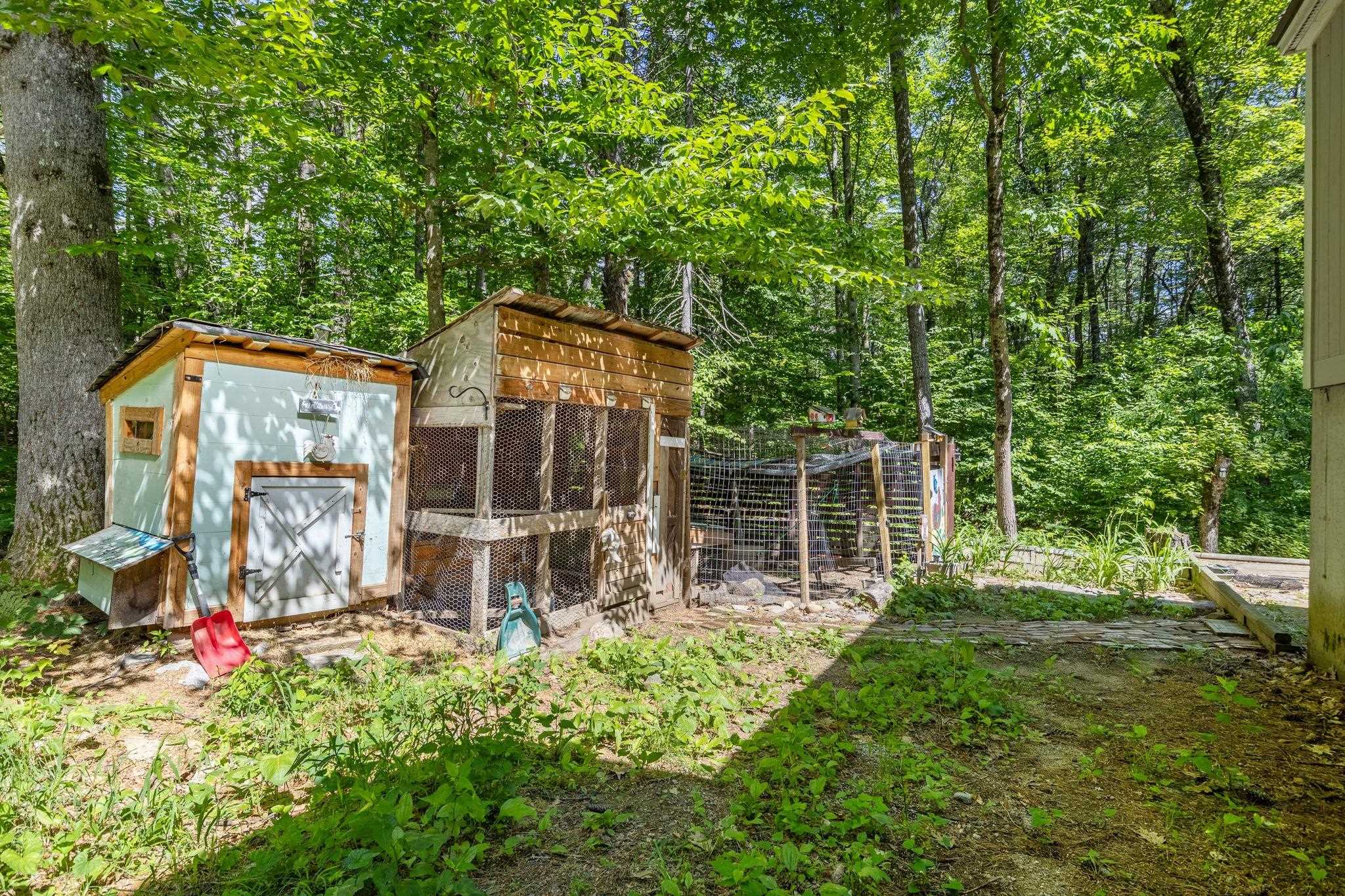 170 Mountain View Dr, Conway, NH 03818