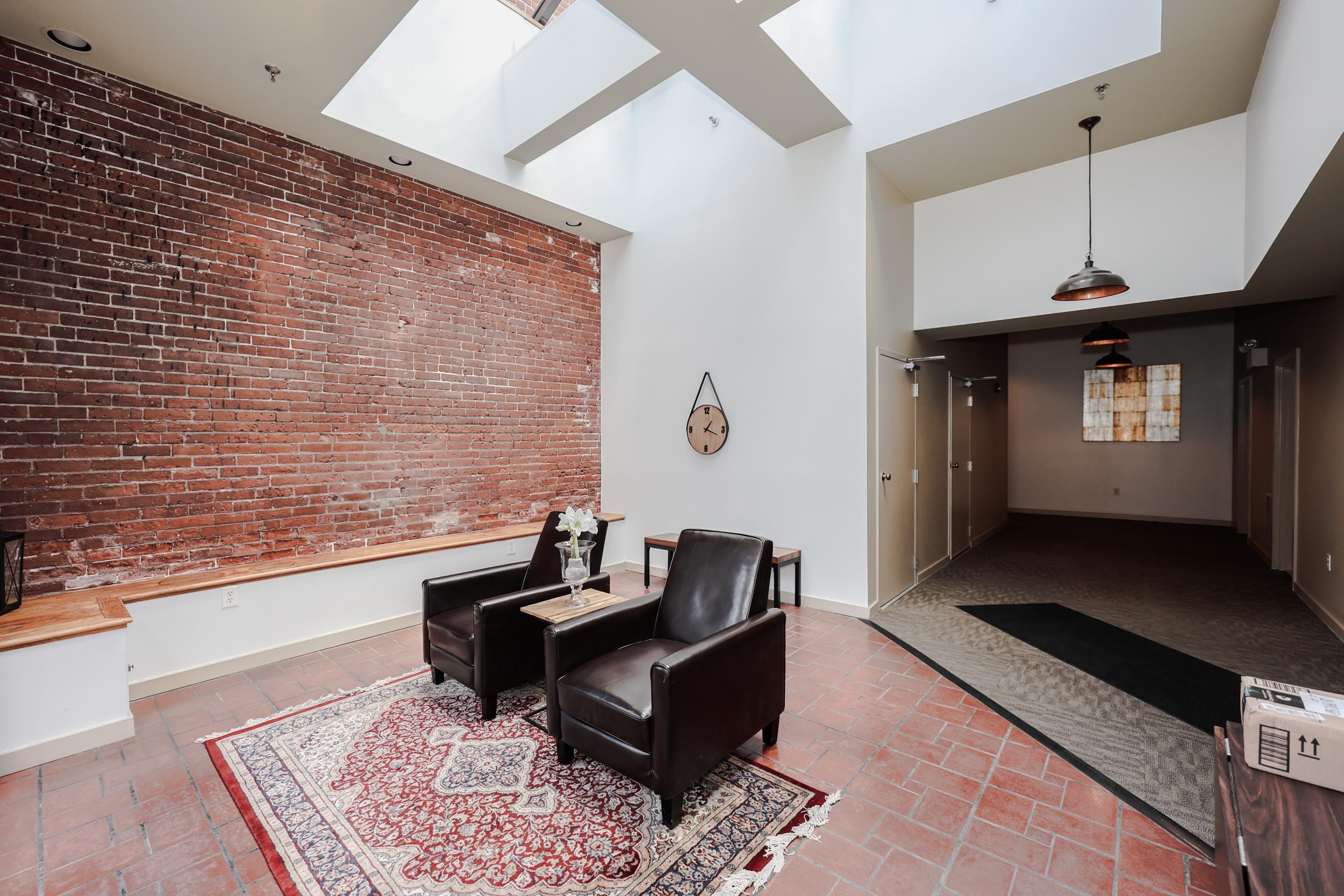 37 Church St, Keene, NH 03431