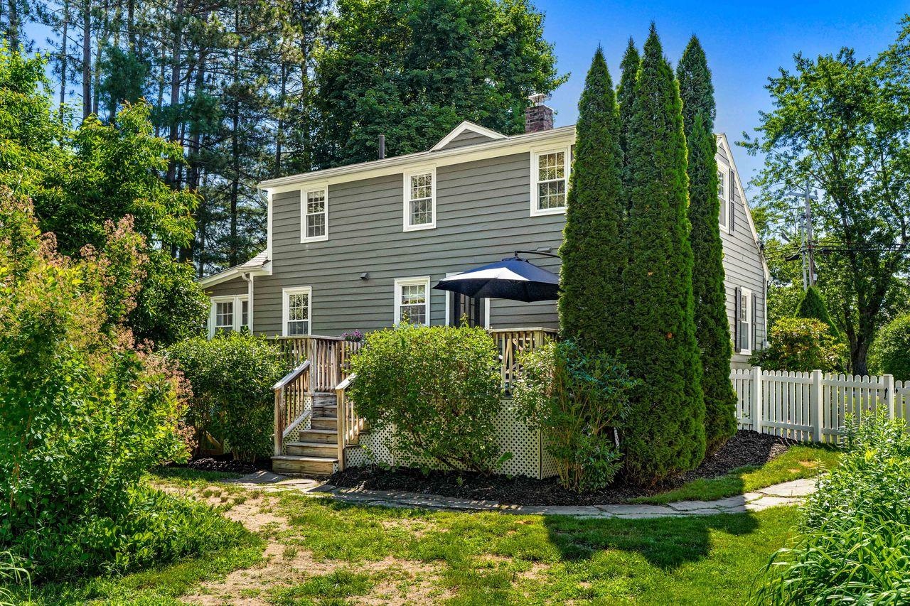 129 Bedford Center Rd, Bedford, NH 03110
