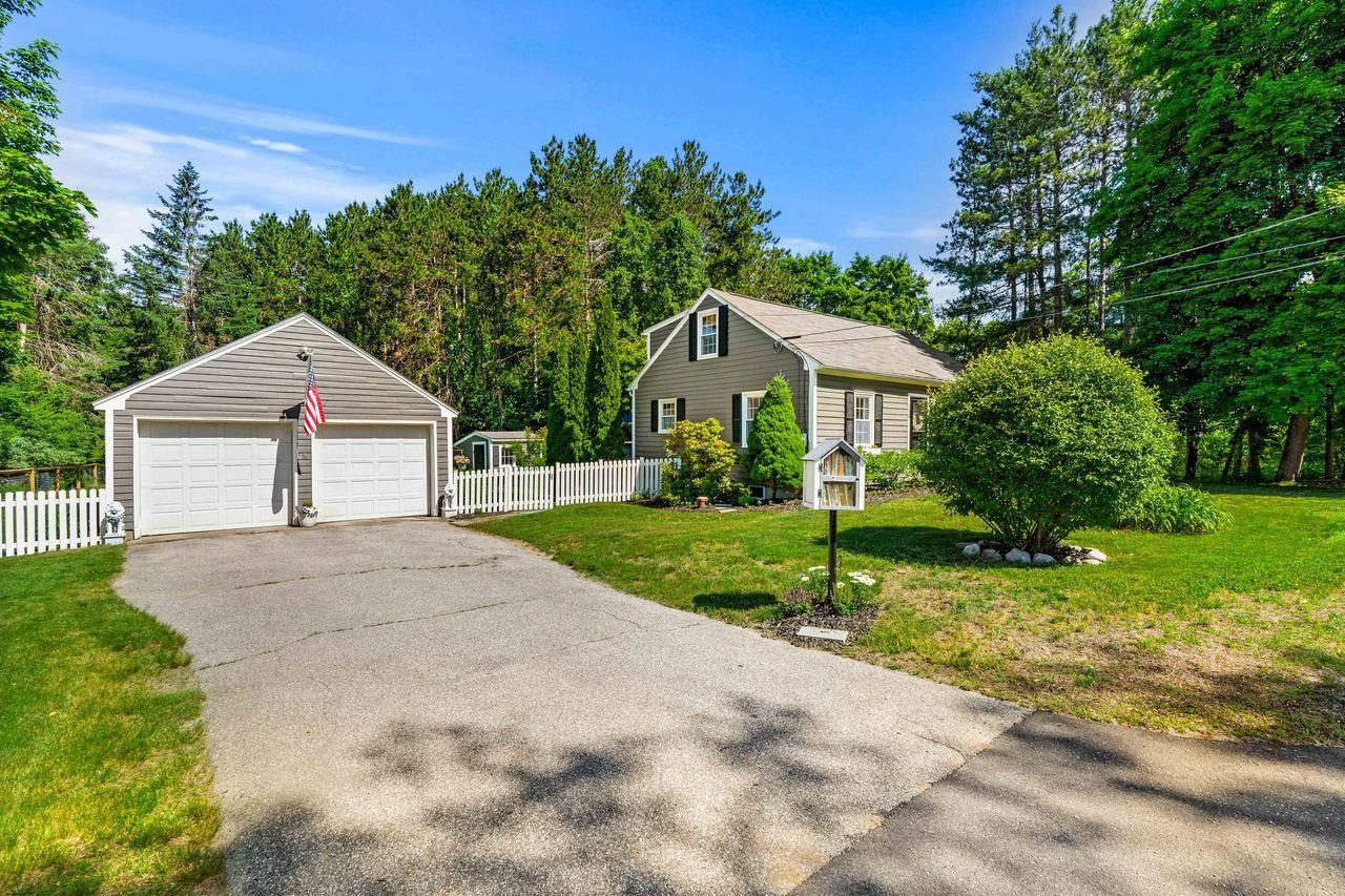 129 Bedford Center Rd, Bedford, NH 03110