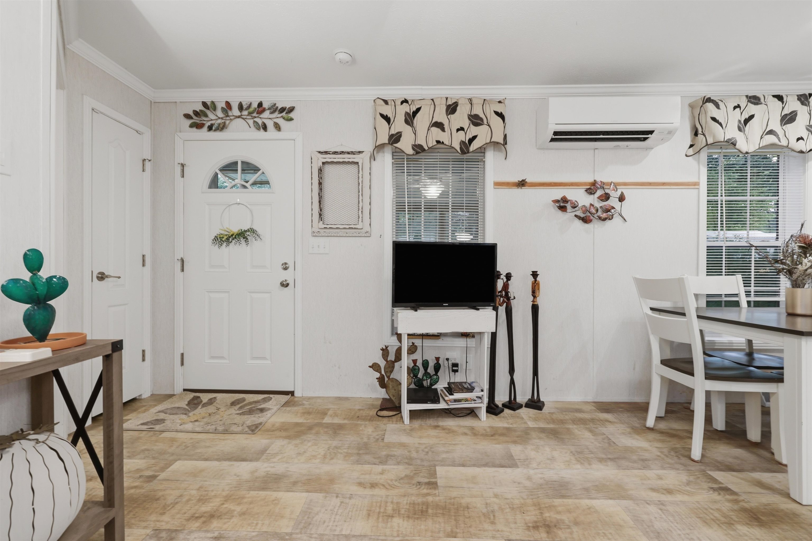 953 Little John Dr, Exeter, NH 03833
