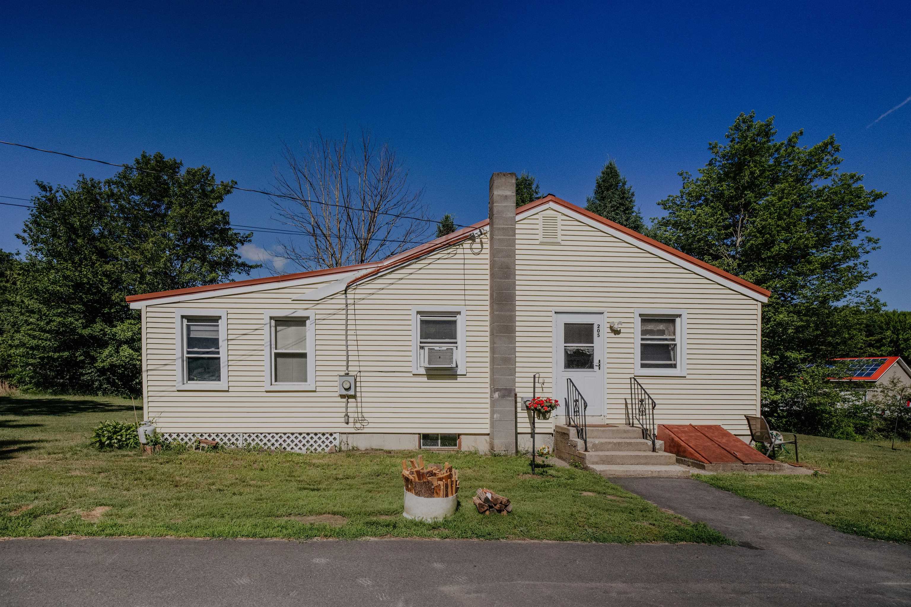 205 Route 9 Route, Chesterfield, NH 03466