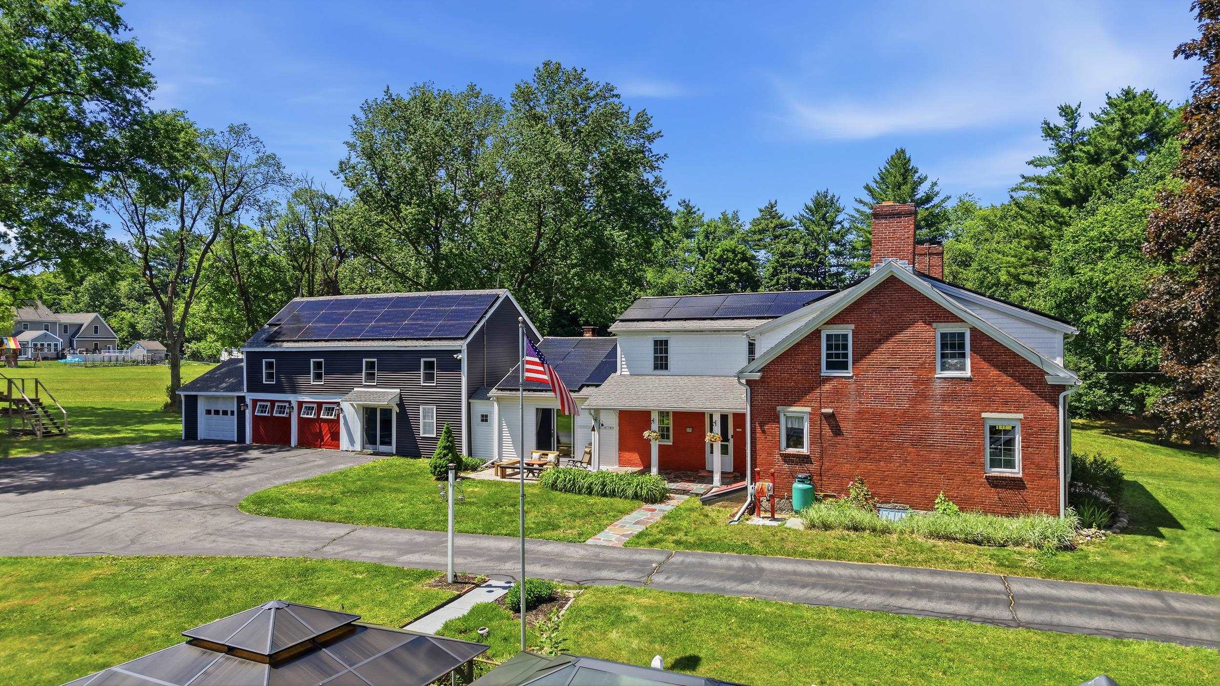 131 Clement Rd, Rollinsford, NH 03869