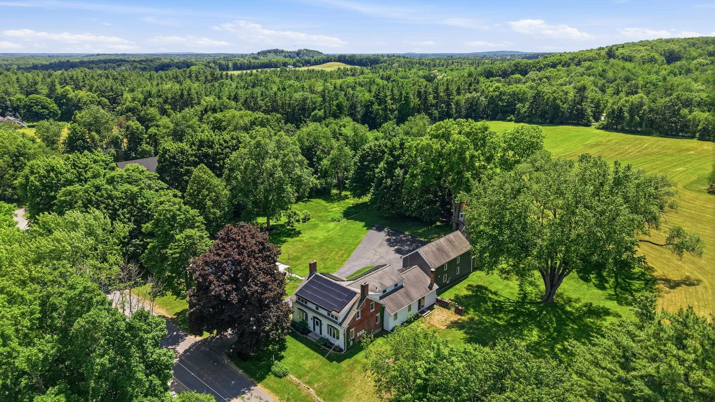 131 Clement Rd, Rollinsford, NH 03869
