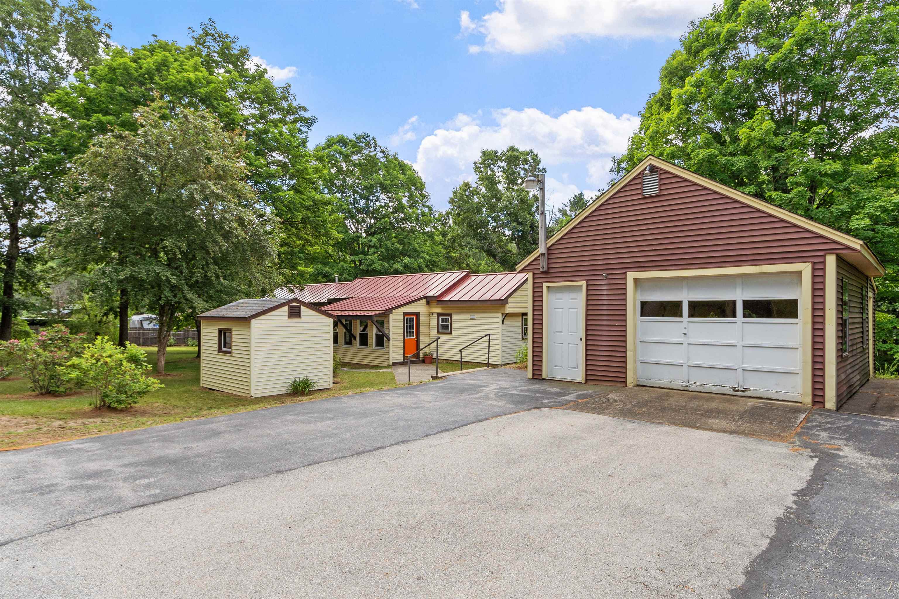 273 Melendy Rd, Milford, NH 03055