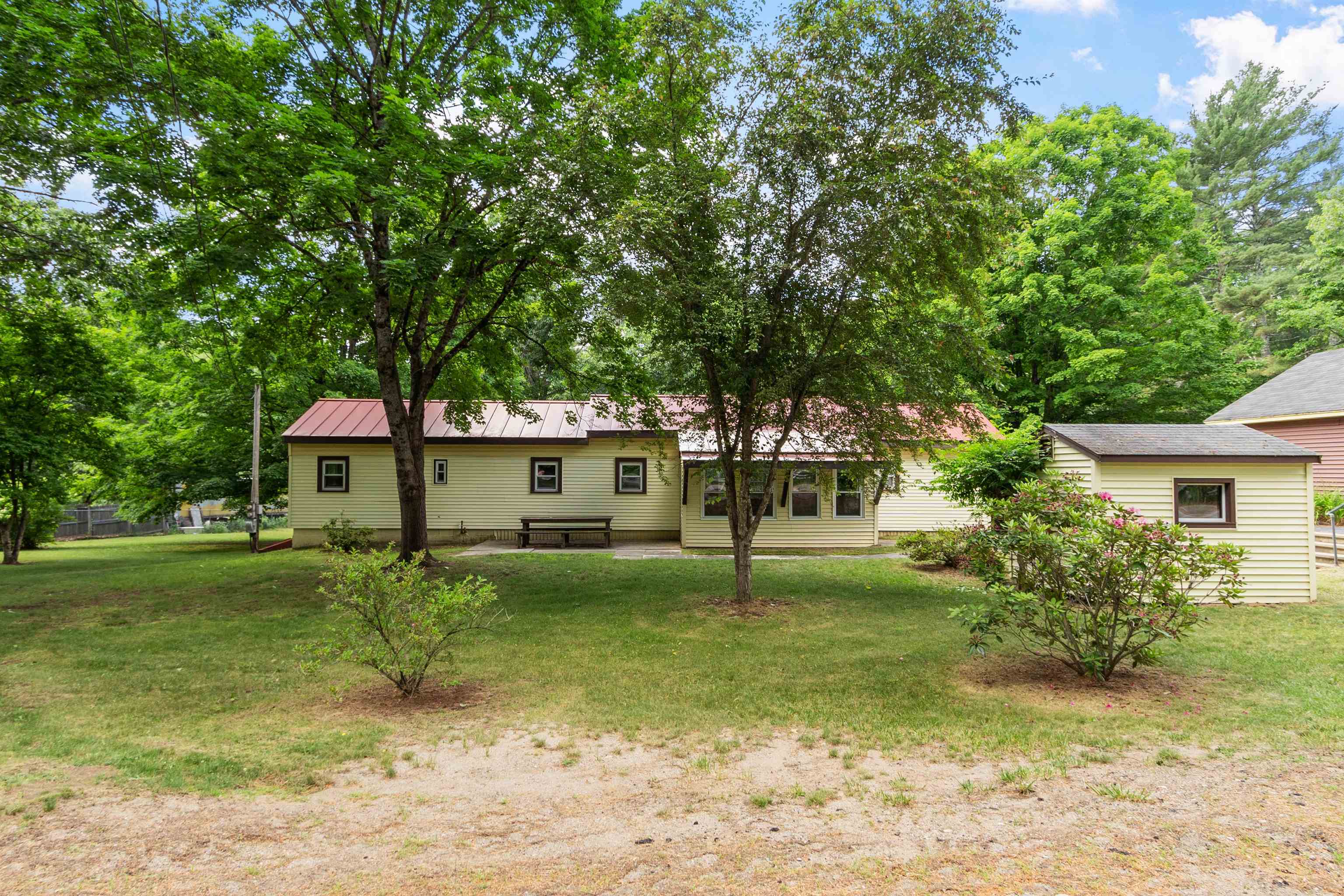 273 Melendy Rd, Milford, NH 03055