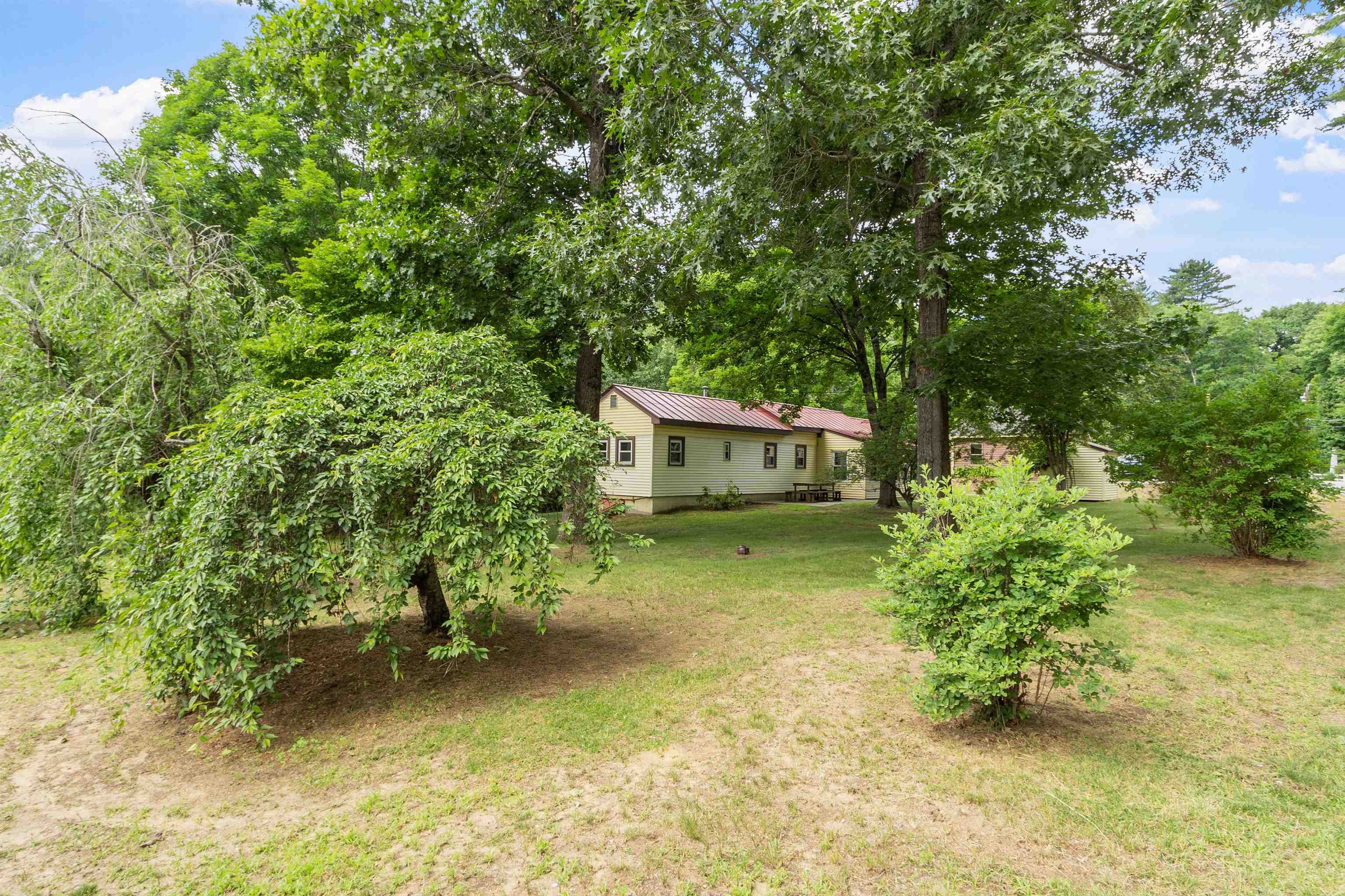 273 Melendy Rd, Milford, NH 03055
