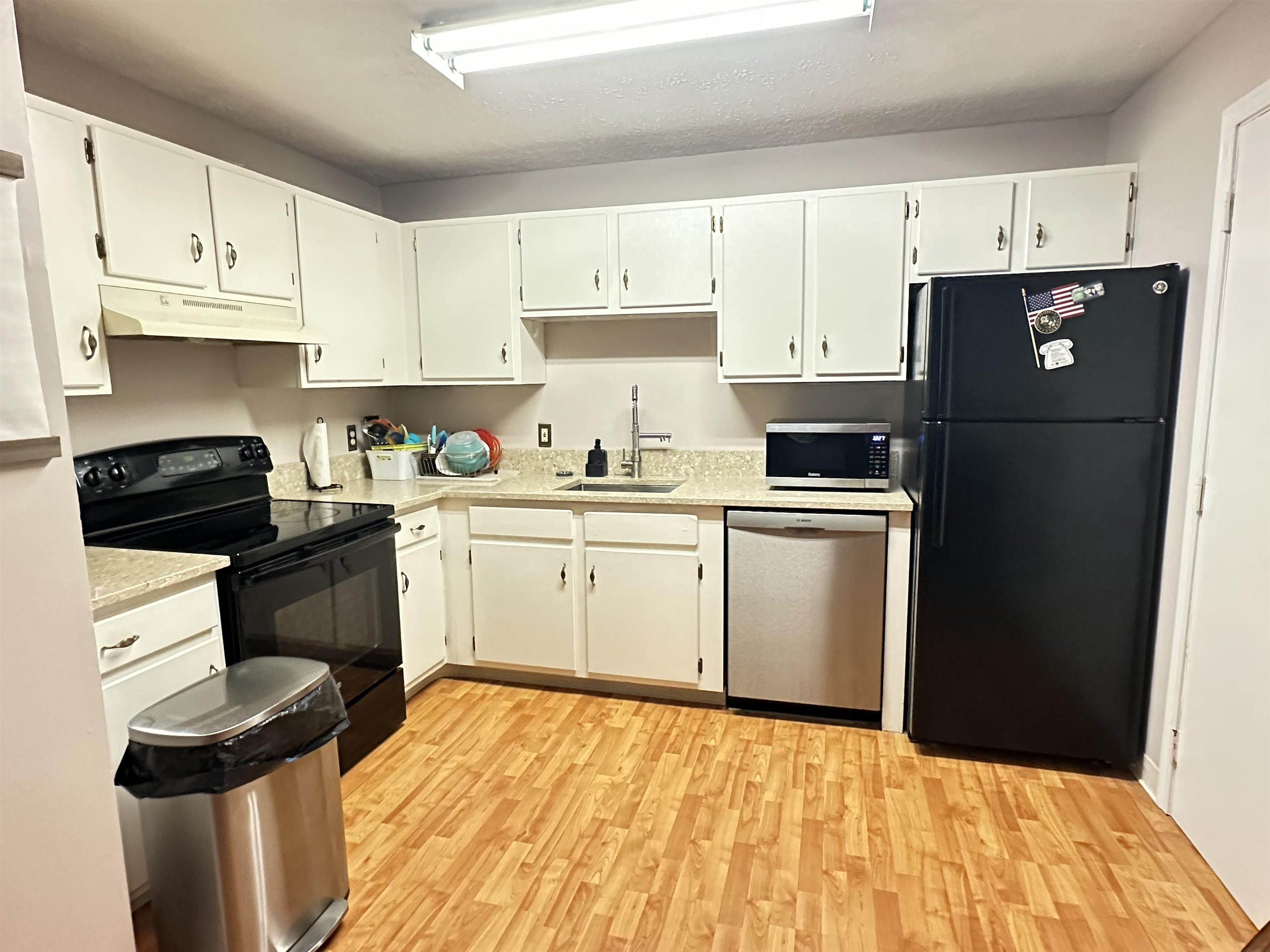34 Dunbarton Rd #2D, Manchester, NH 03102