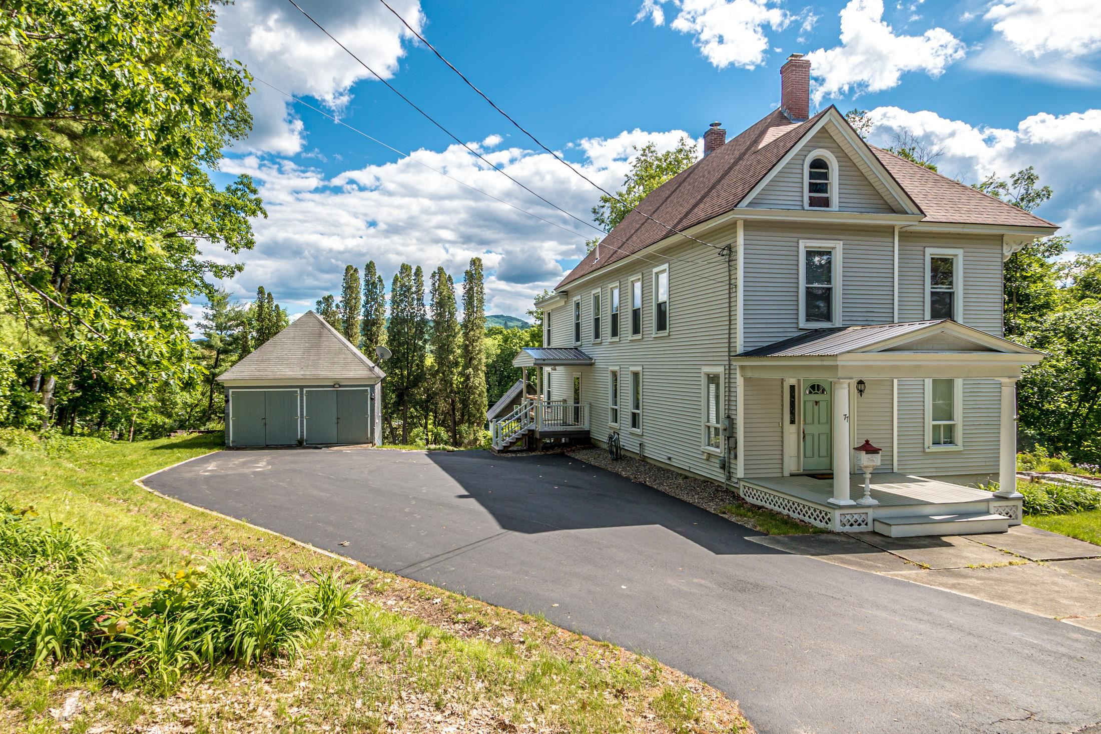 77 Bunker Hill St, Lancaster, NH 03584