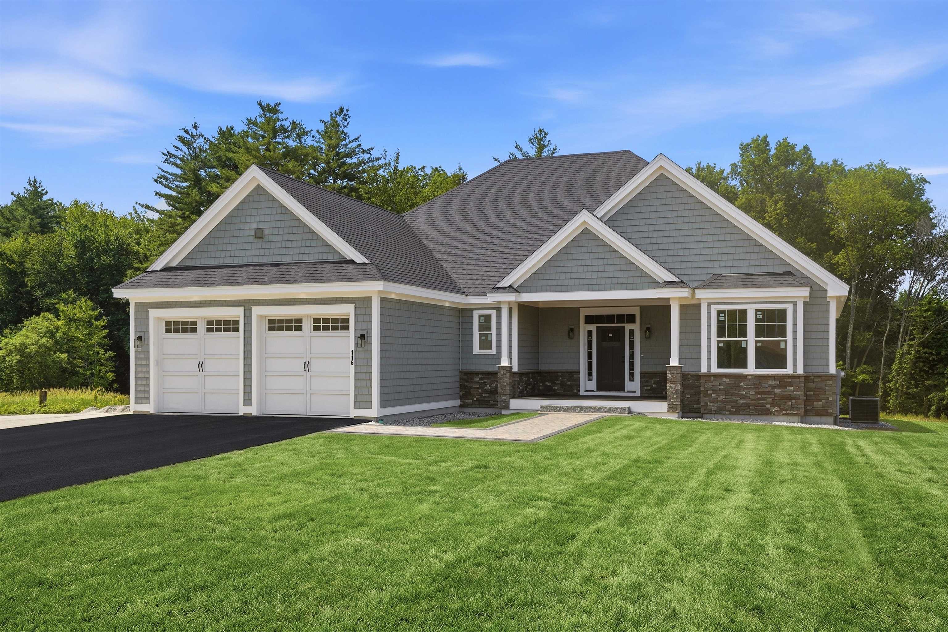 116 Winnicutt Rd, Stratham, NH 03885