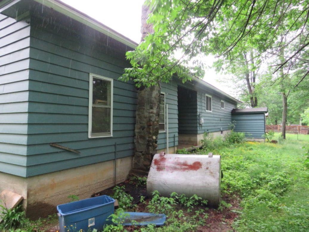 45 Pine Island Ave, Berlin, NH 03570