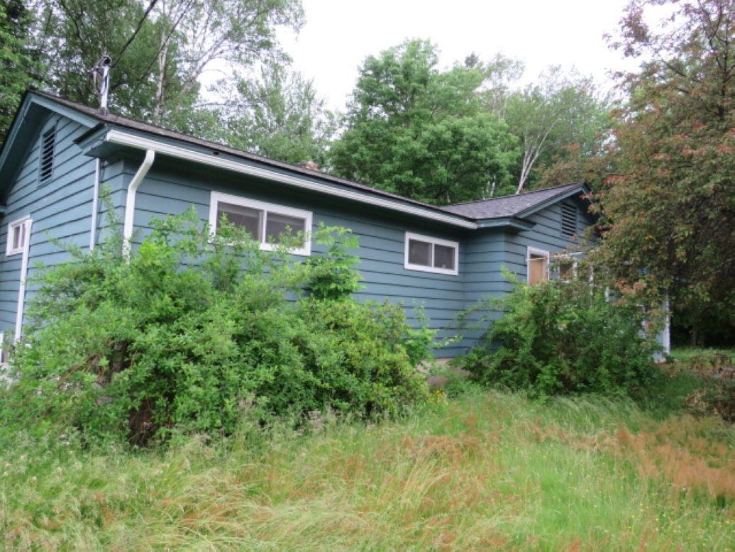 45 Pine Island Ave, Berlin, NH 03570