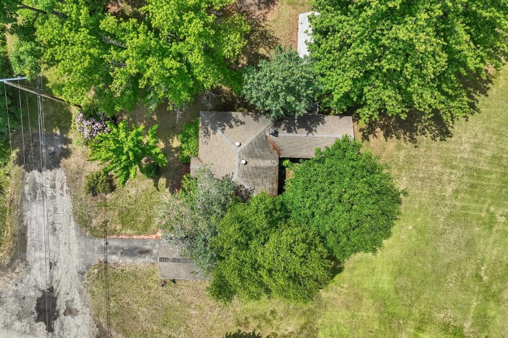 4 Varney Point Rd, Gilford, NH 03249