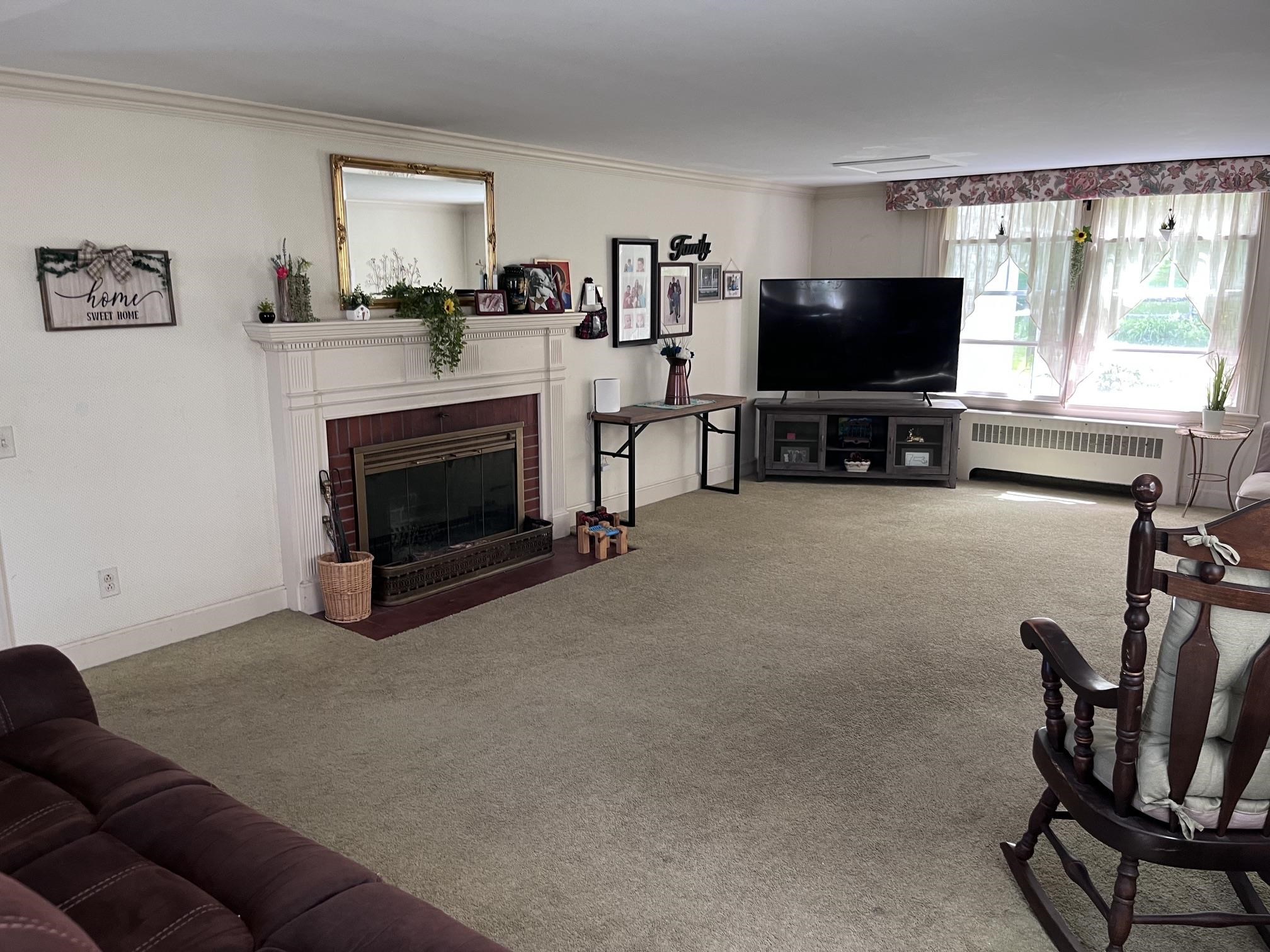 77 Ridge Ave, Claremont, NH 03743-5505