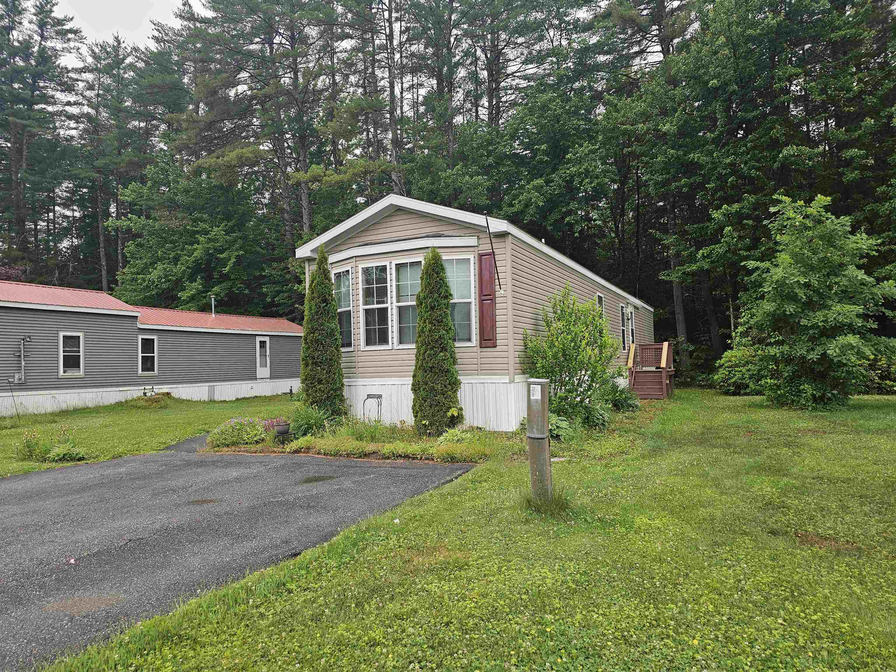 9 Chancellor Dr, Concord, NH 03303