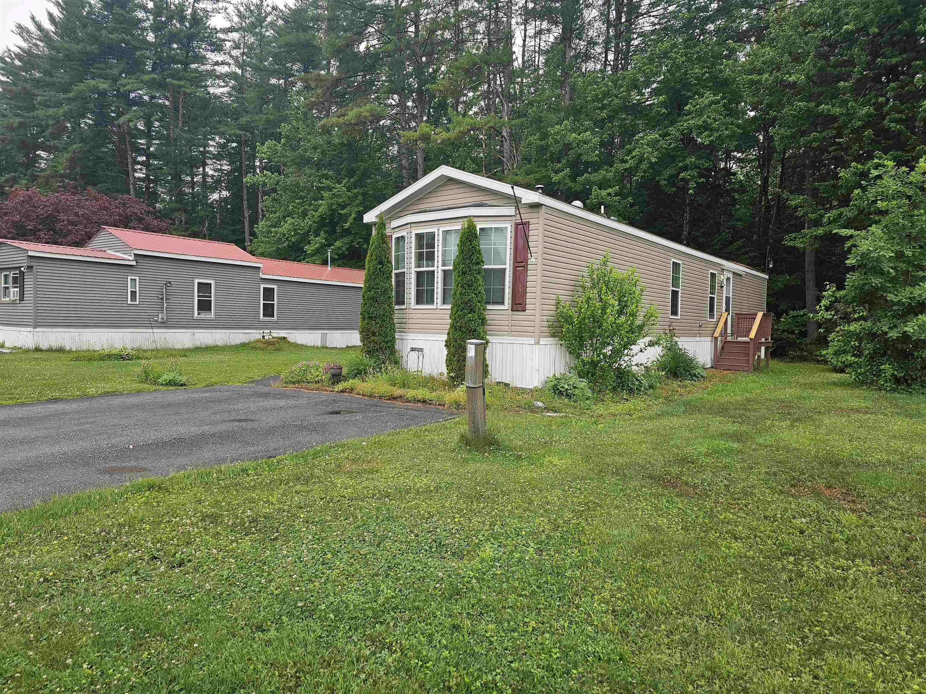 9 Chancellor Dr, Concord, NH 03303