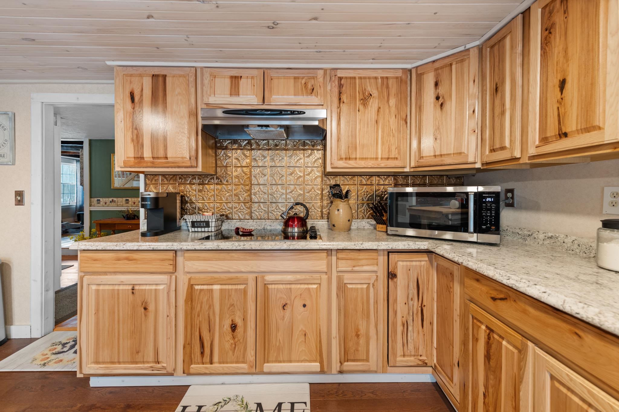 193 New Hebron Rd, Plymouth, NH 03264