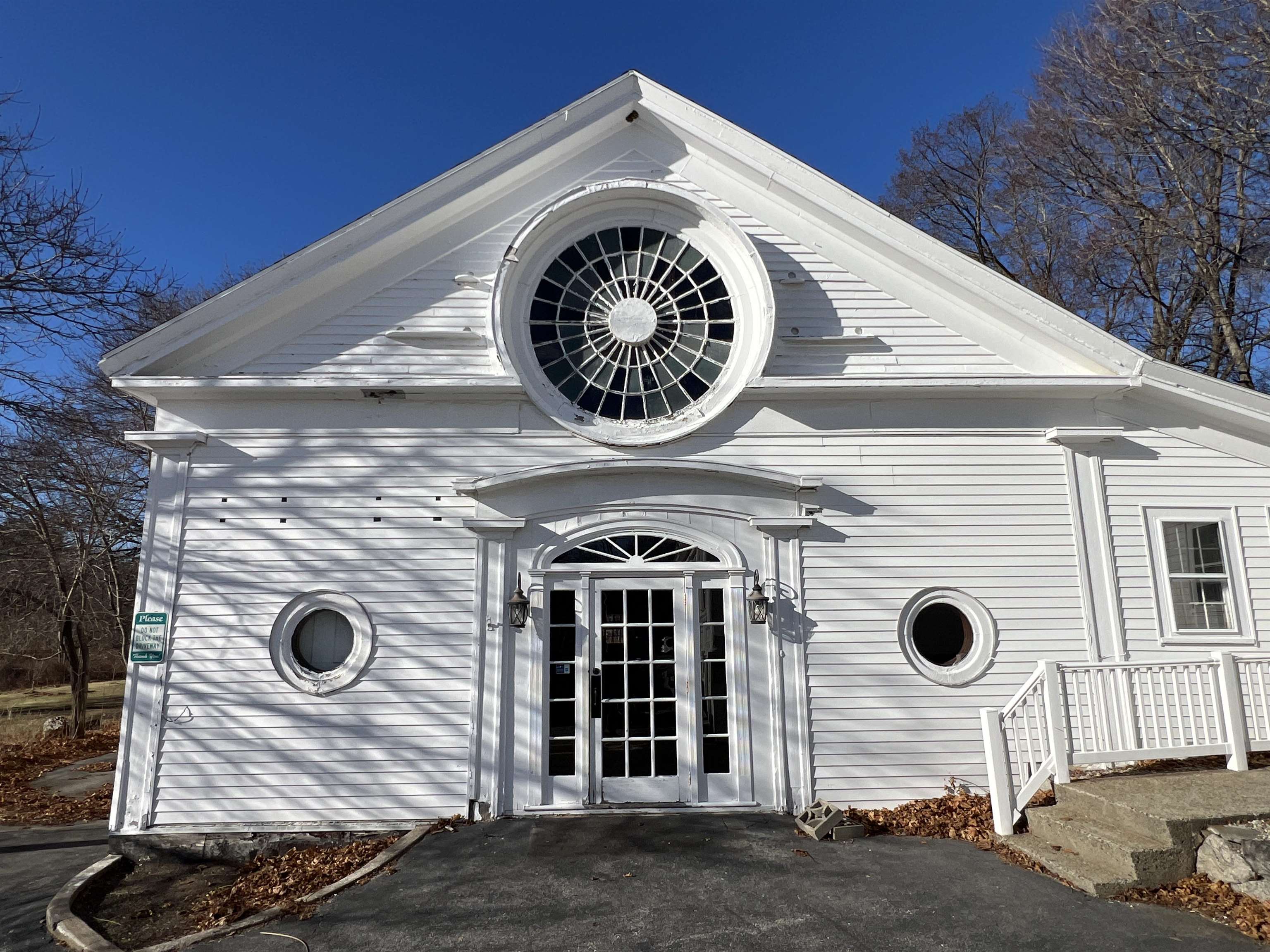 80 Lafayette Rd, Hampton Falls, NH 03844