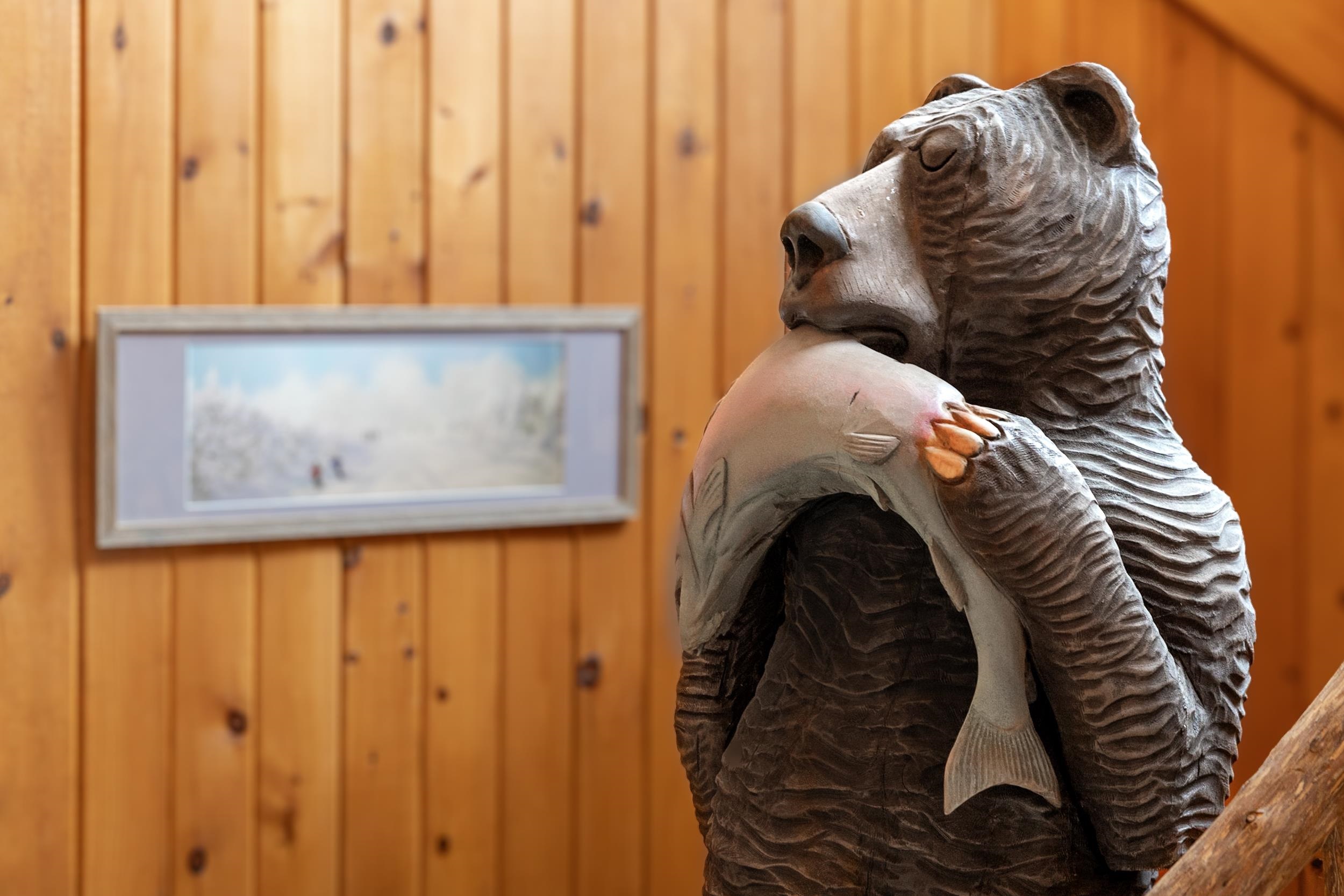 Wooden bear 25547190