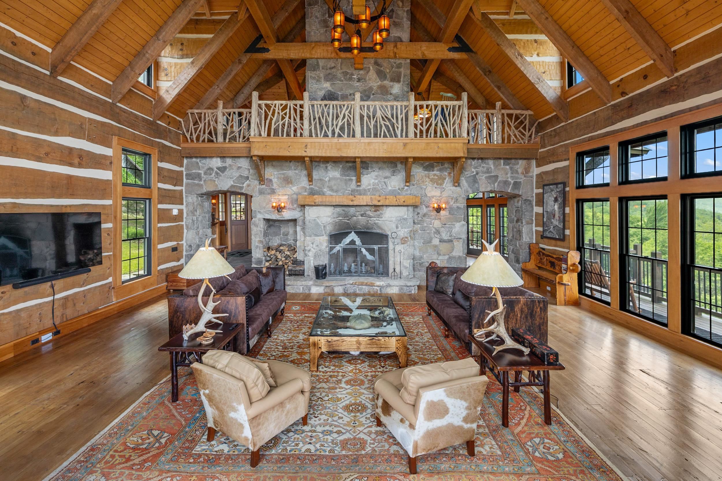 Wood burning fireplace 25547169
