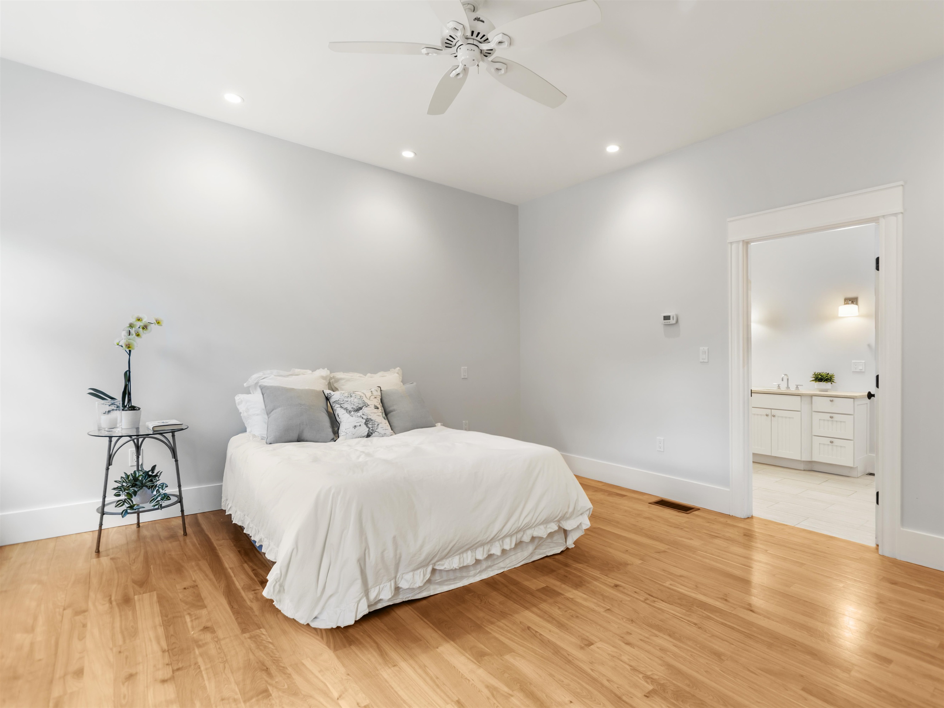 384 Winnacunnet Rd, Hampton, NH 03842