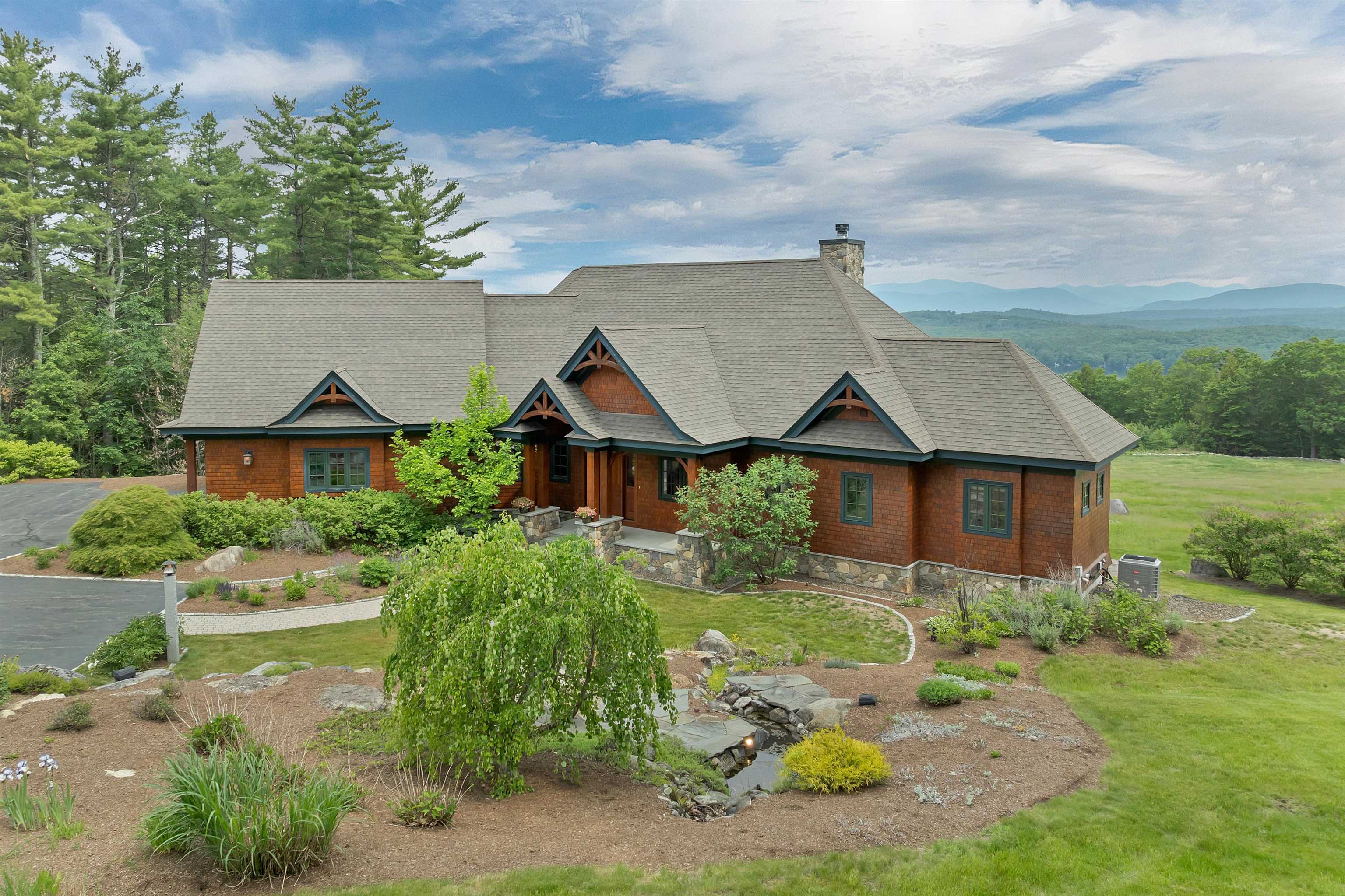 44 Pease Rd, Meredith, NH 03253