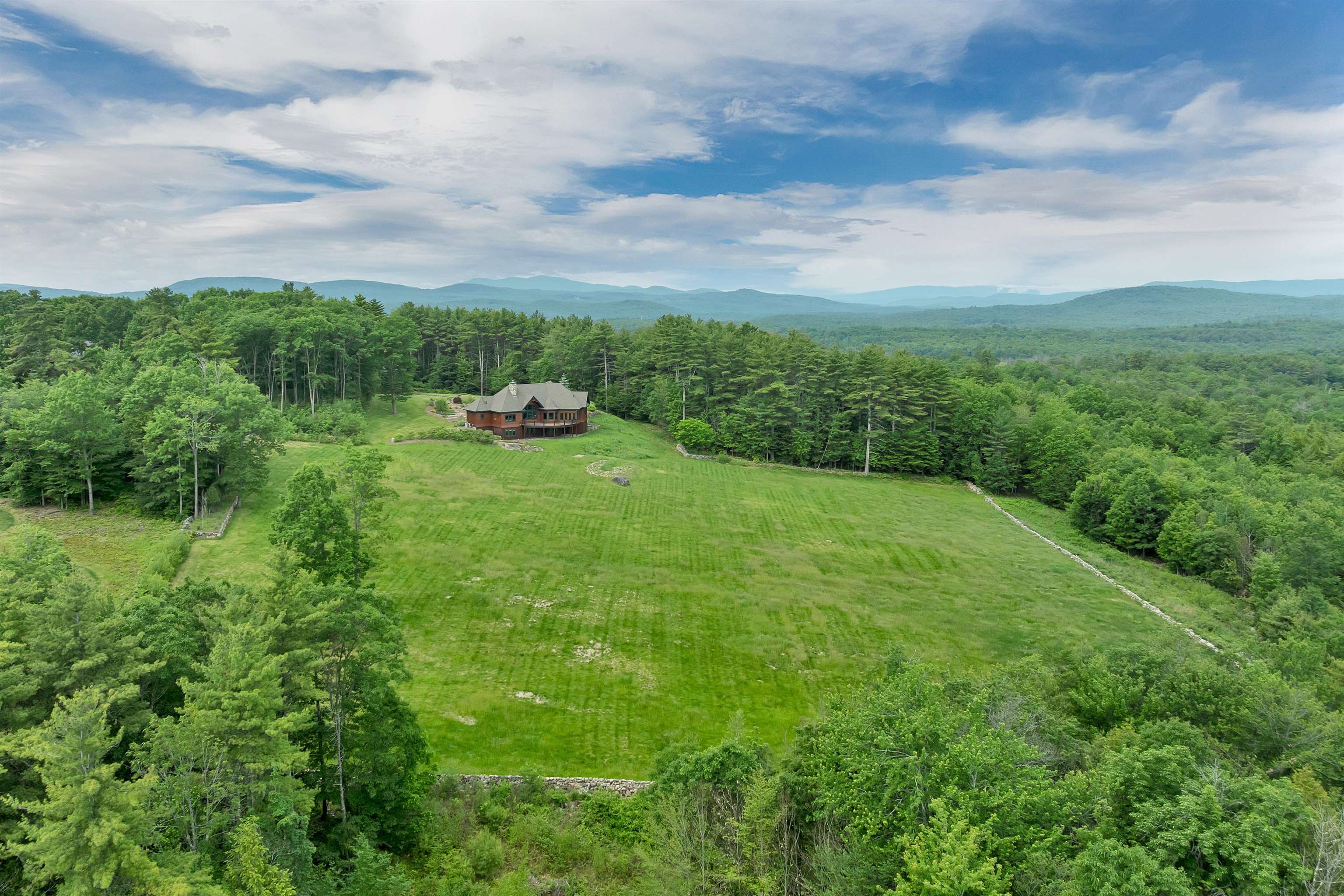 44 Pease Rd, Meredith, NH 03253