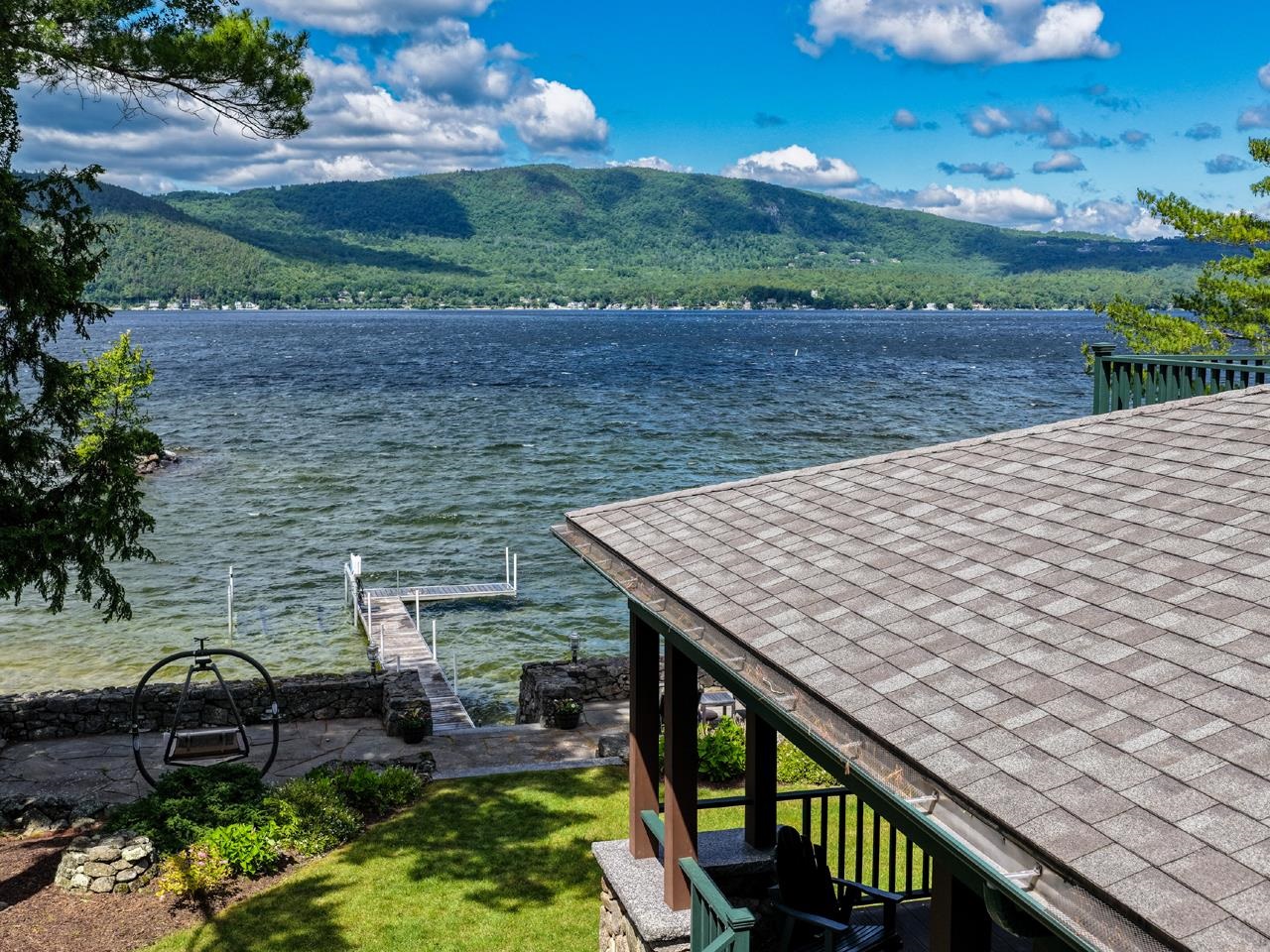 203 Shore N Dr, Bridgewater, NH 03222