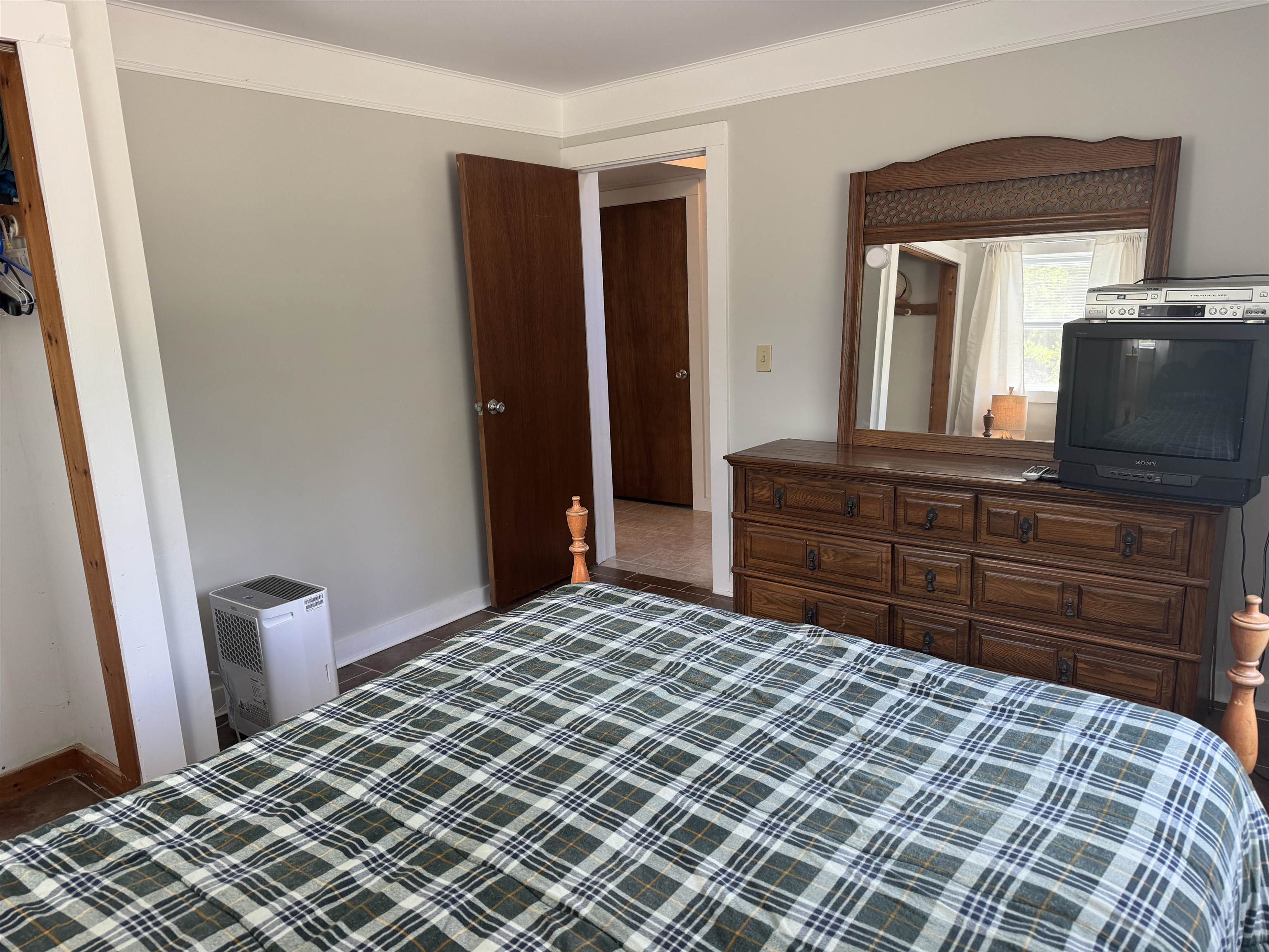 201 Beverly Hills Dr, Wakefield, NH 03830