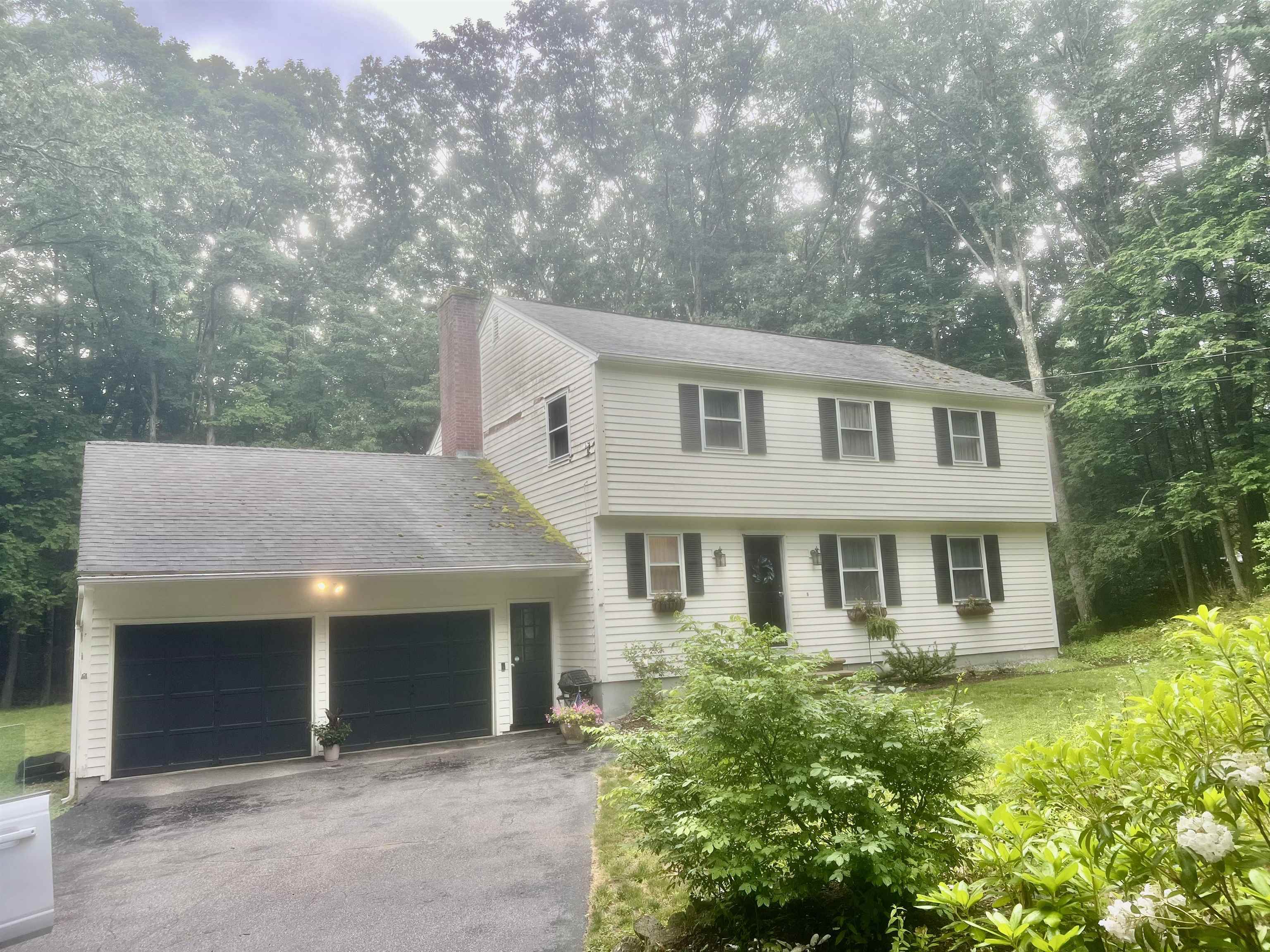 47 Beaver Ln, Bedford, NH 03110