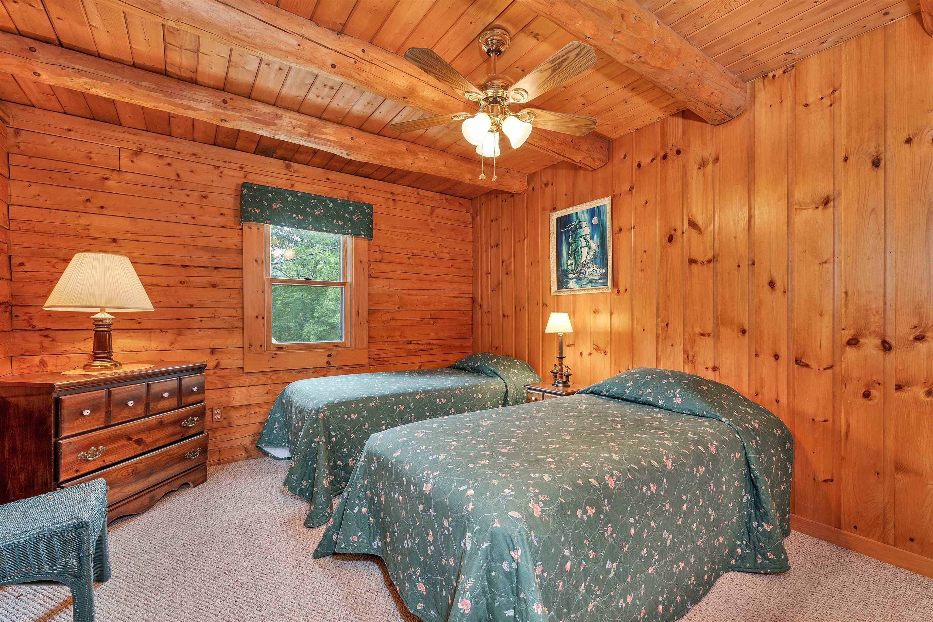 60 Snell Rd, Meredith, NH 03253