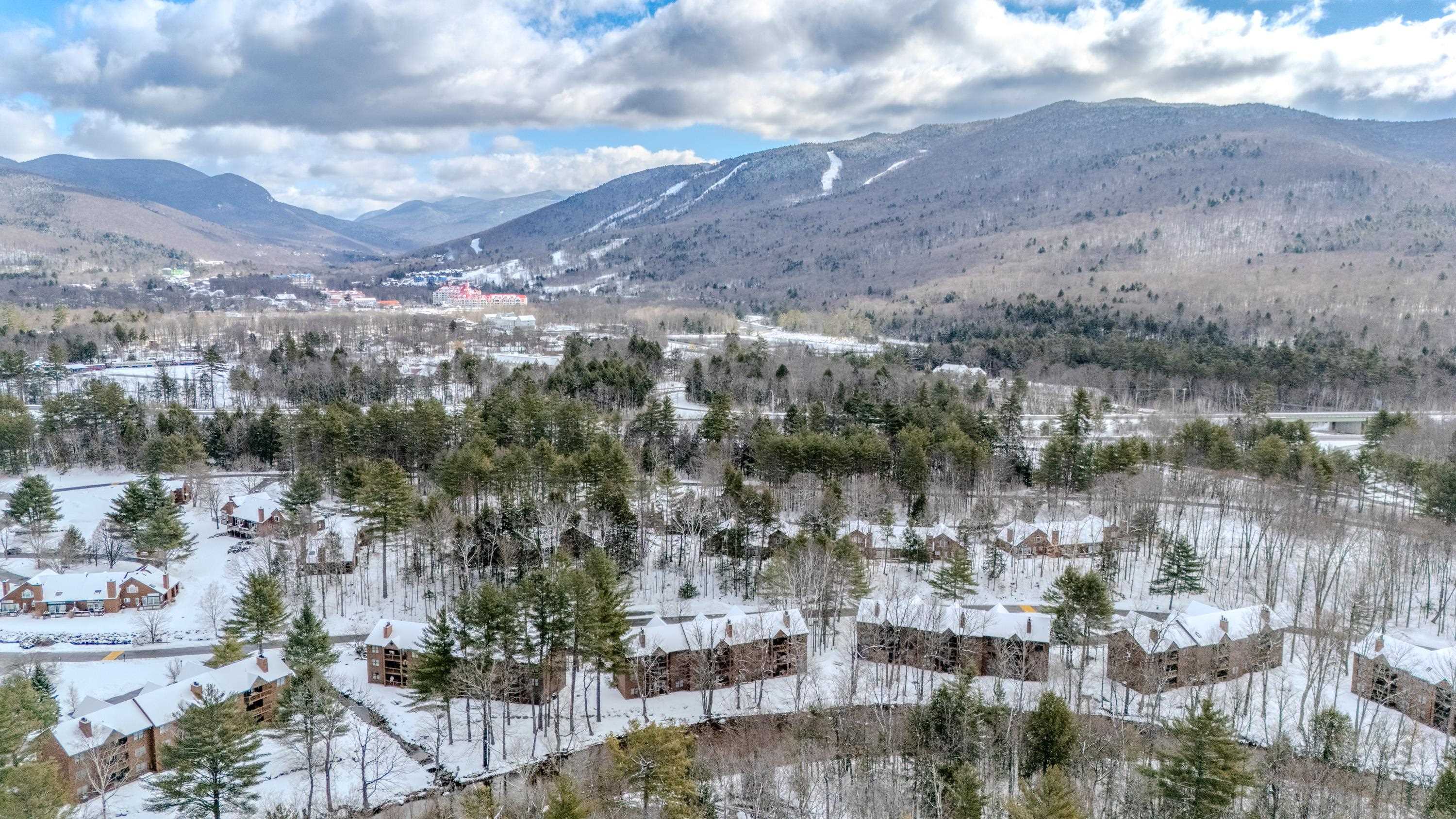 65 Riverfront Dr #216, Woodstock, NH 03262