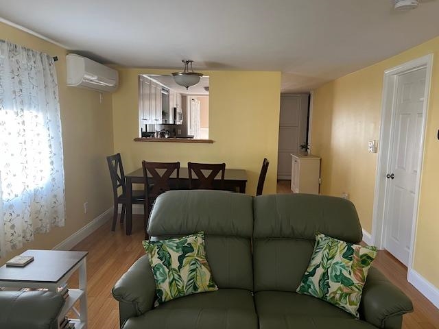23 Walnut Ave, Hampton, NH 03842