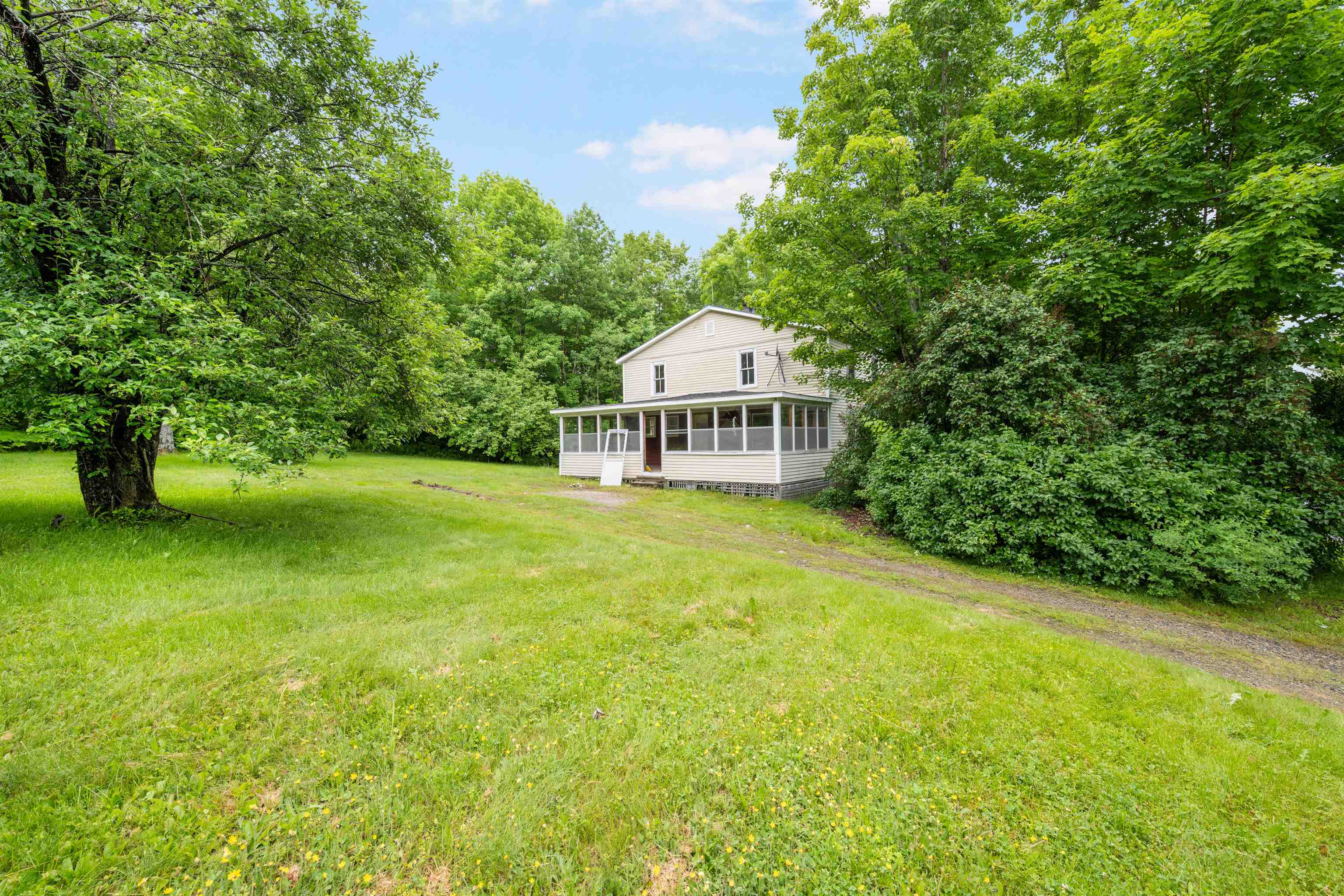 222 Old Cherry Mountain Rd, Jefferson, NH 03583