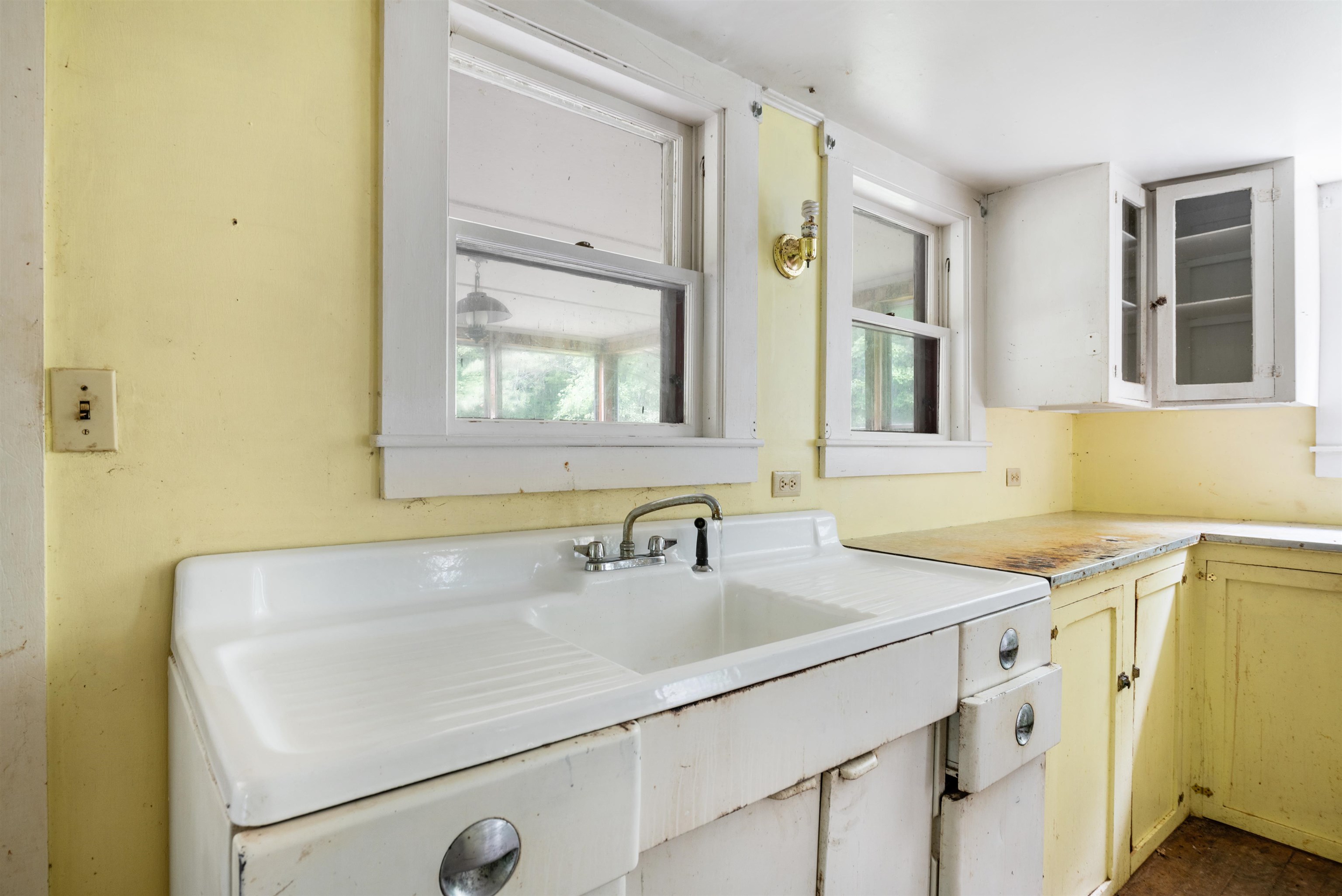 222 Old Cherry Mountain Rd, Jefferson, NH 03583