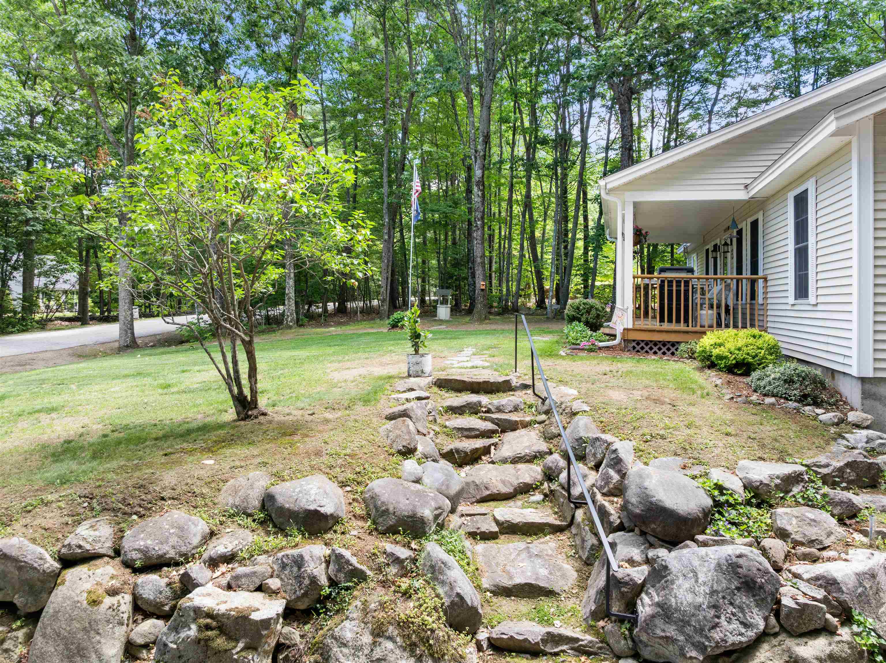 12 Stonegate Ct, Gilford, NH 03249
