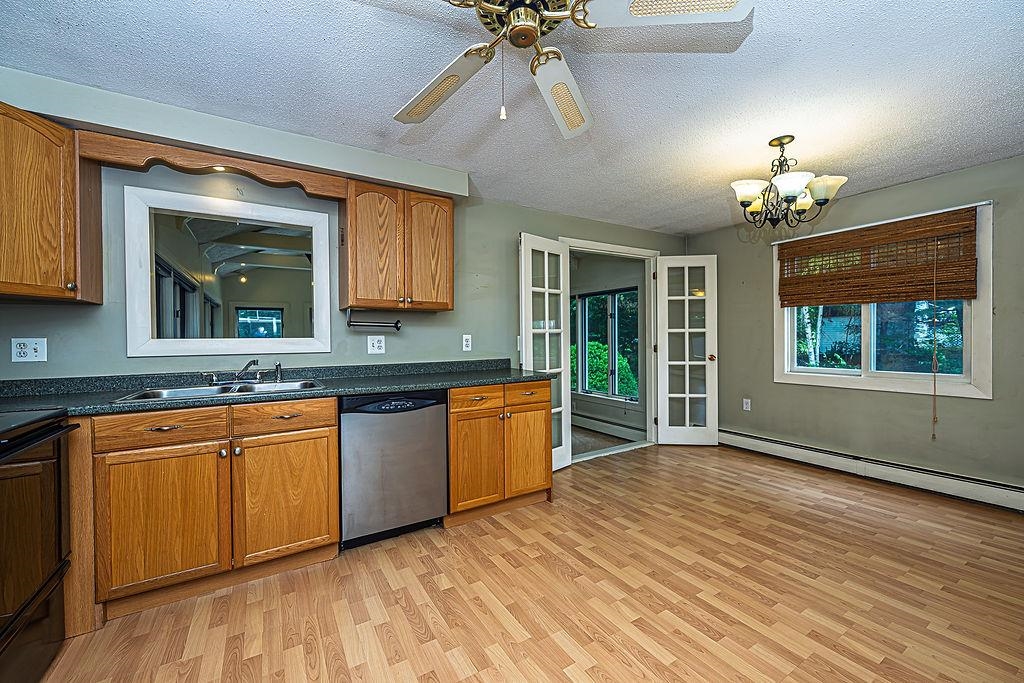 181 High Range Rd, Londonderry, NH 03053