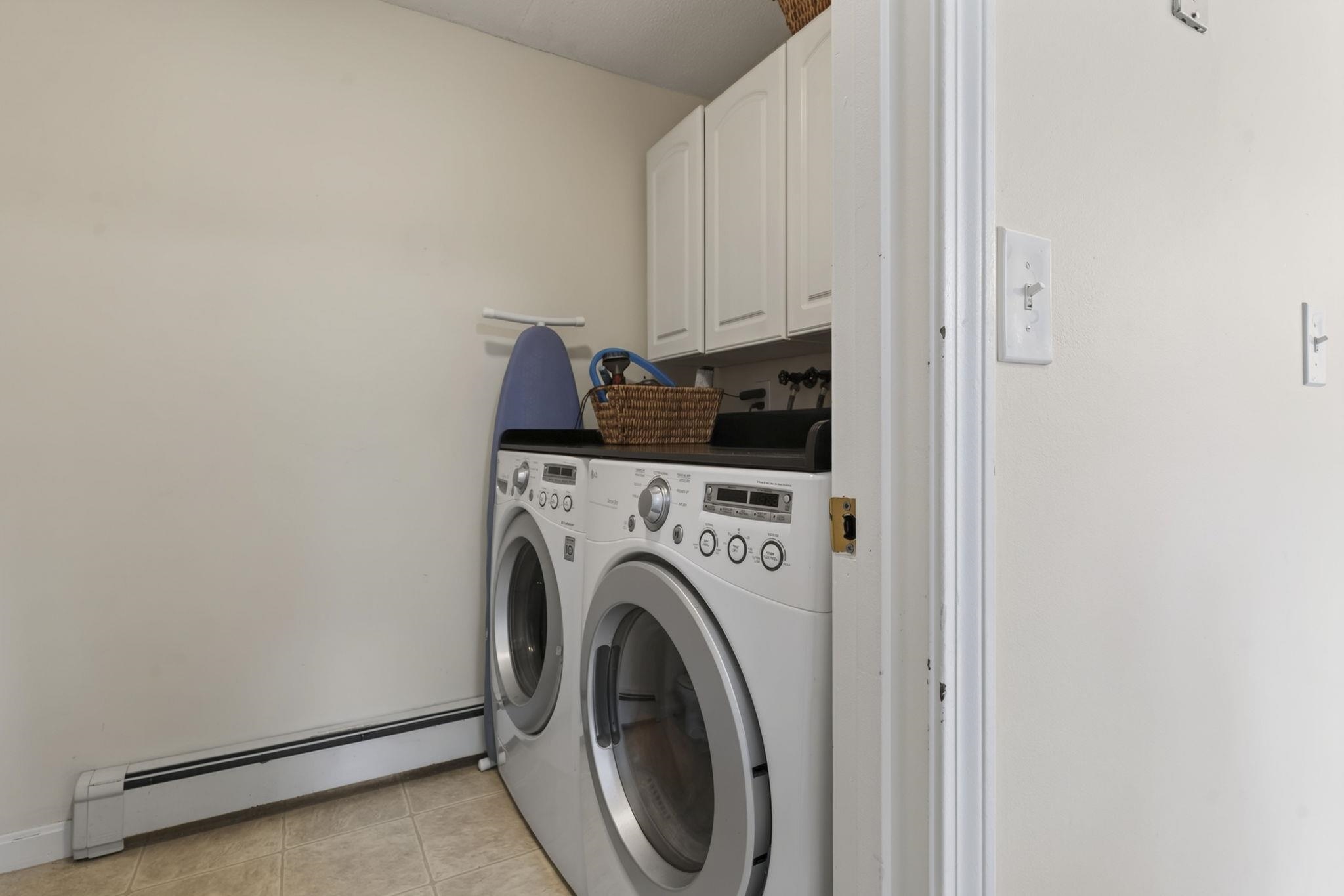 4 Snowberry Ln #9, Goffstown, NH 03045