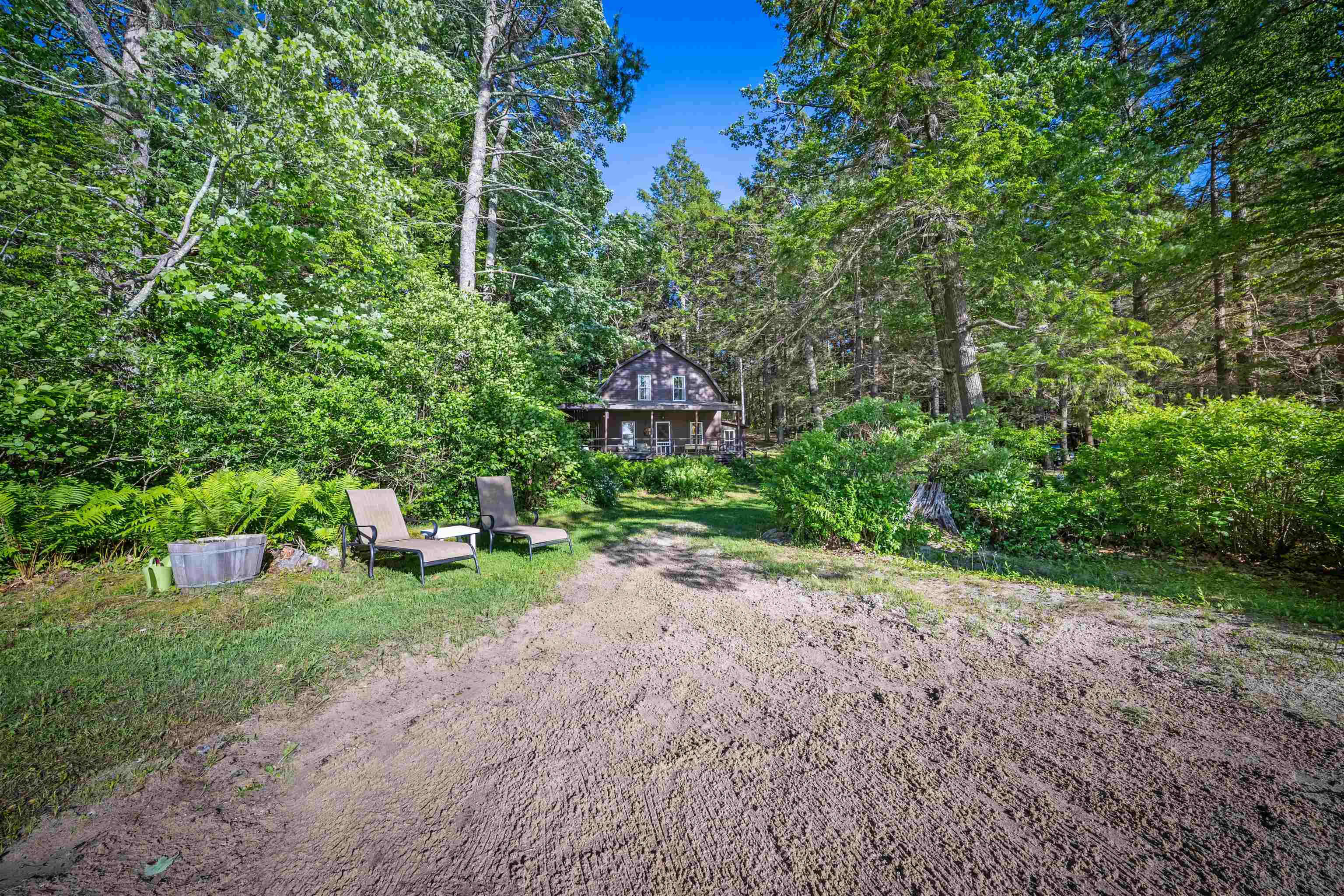 606 N Main St, Wolfeboro, NH 03894
